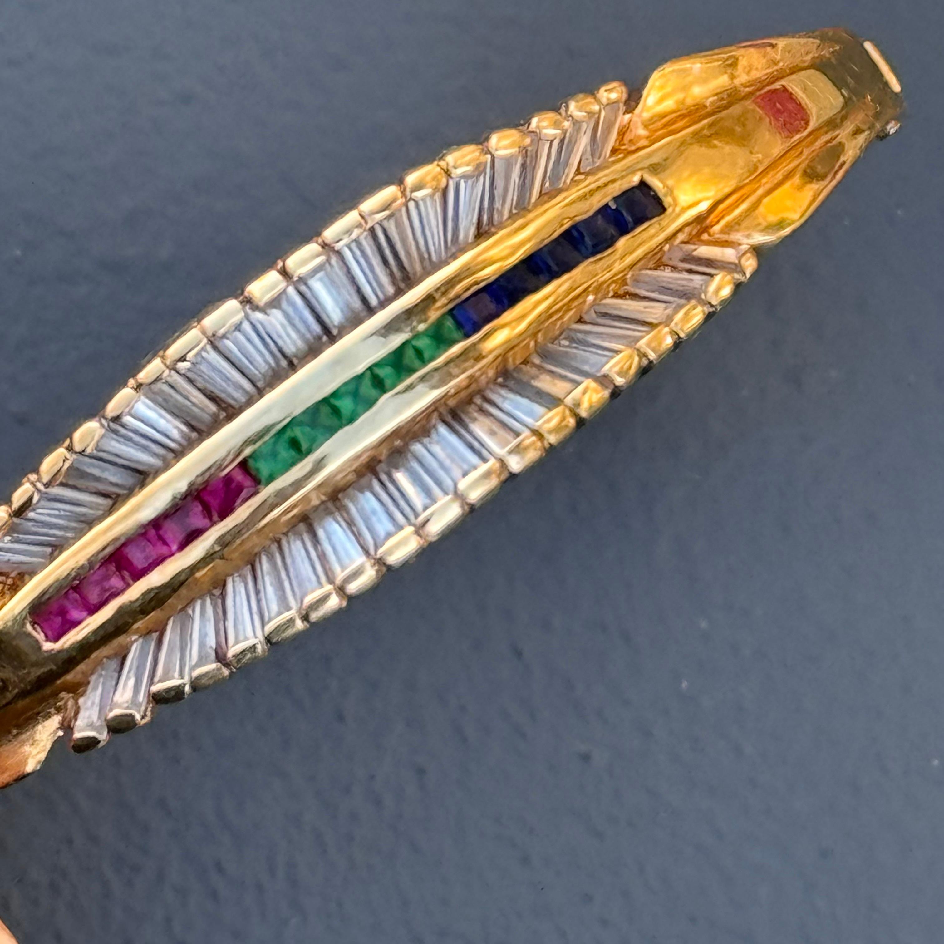 Women's 18kt Solid gold Bangle Bracelet  For Sale