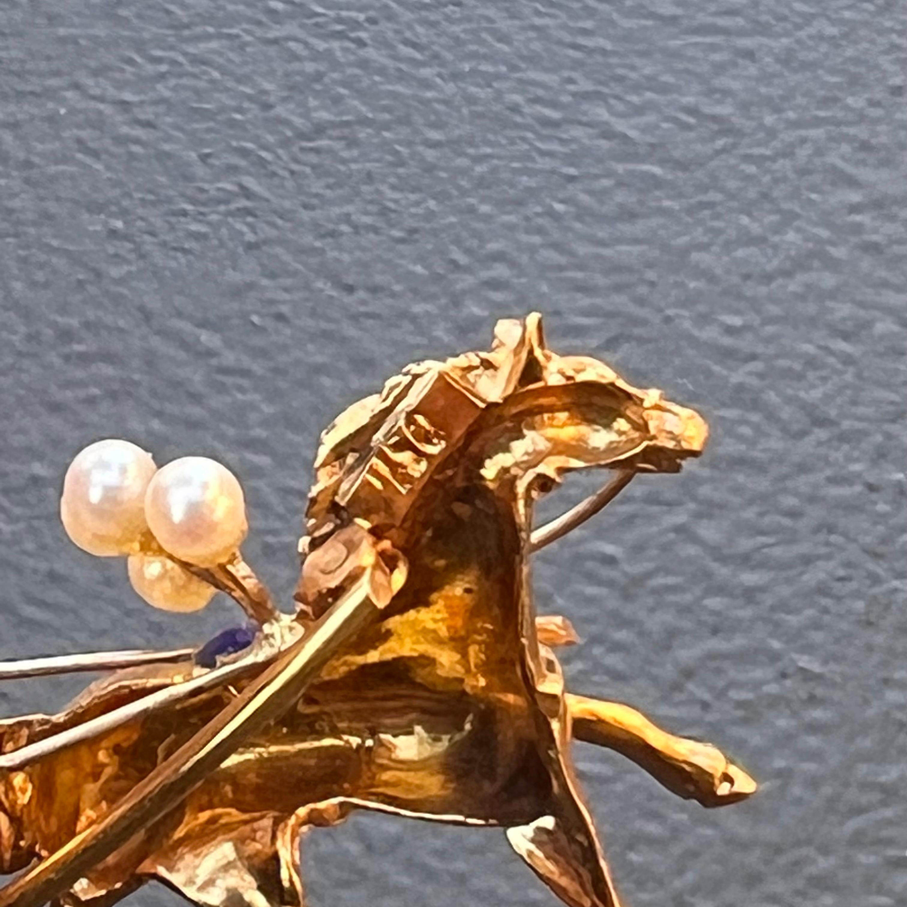 18kt Solid Gold Rubies Newlywed Couple Horse Carriage Brooch For Sale 3