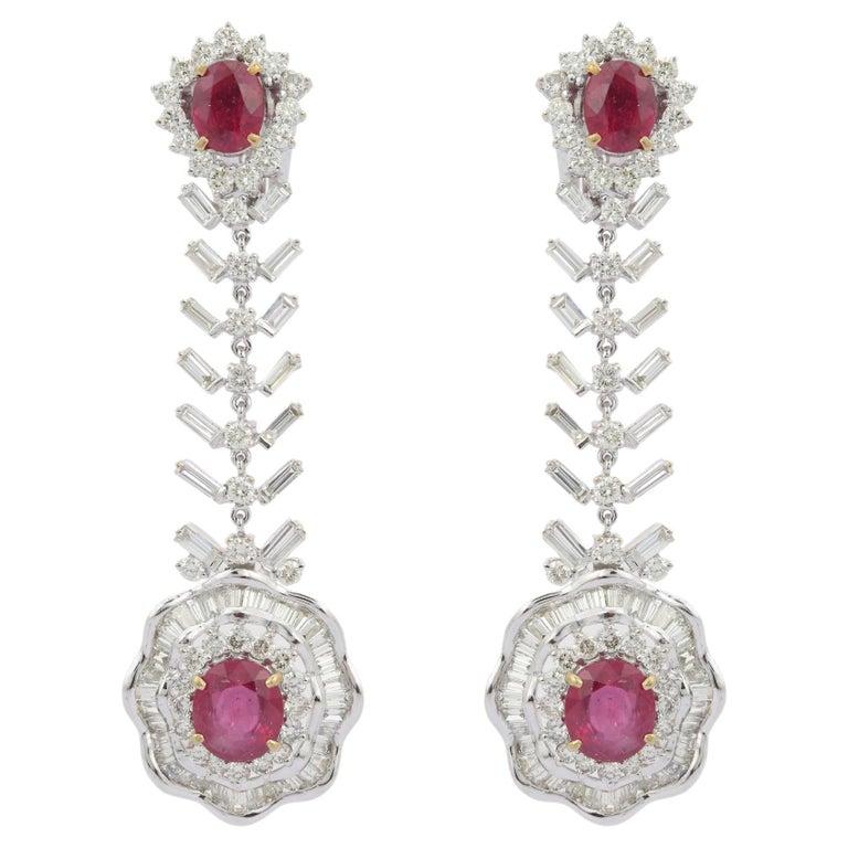 Modern 18kt Solid White Gold Floral 13.14 ct Ruby Diamond Dangle Drop Earrings For Sale