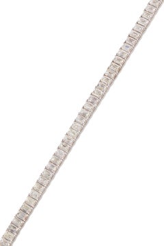 18kt Tennis Bracelet white gold Diamond Emerald cut