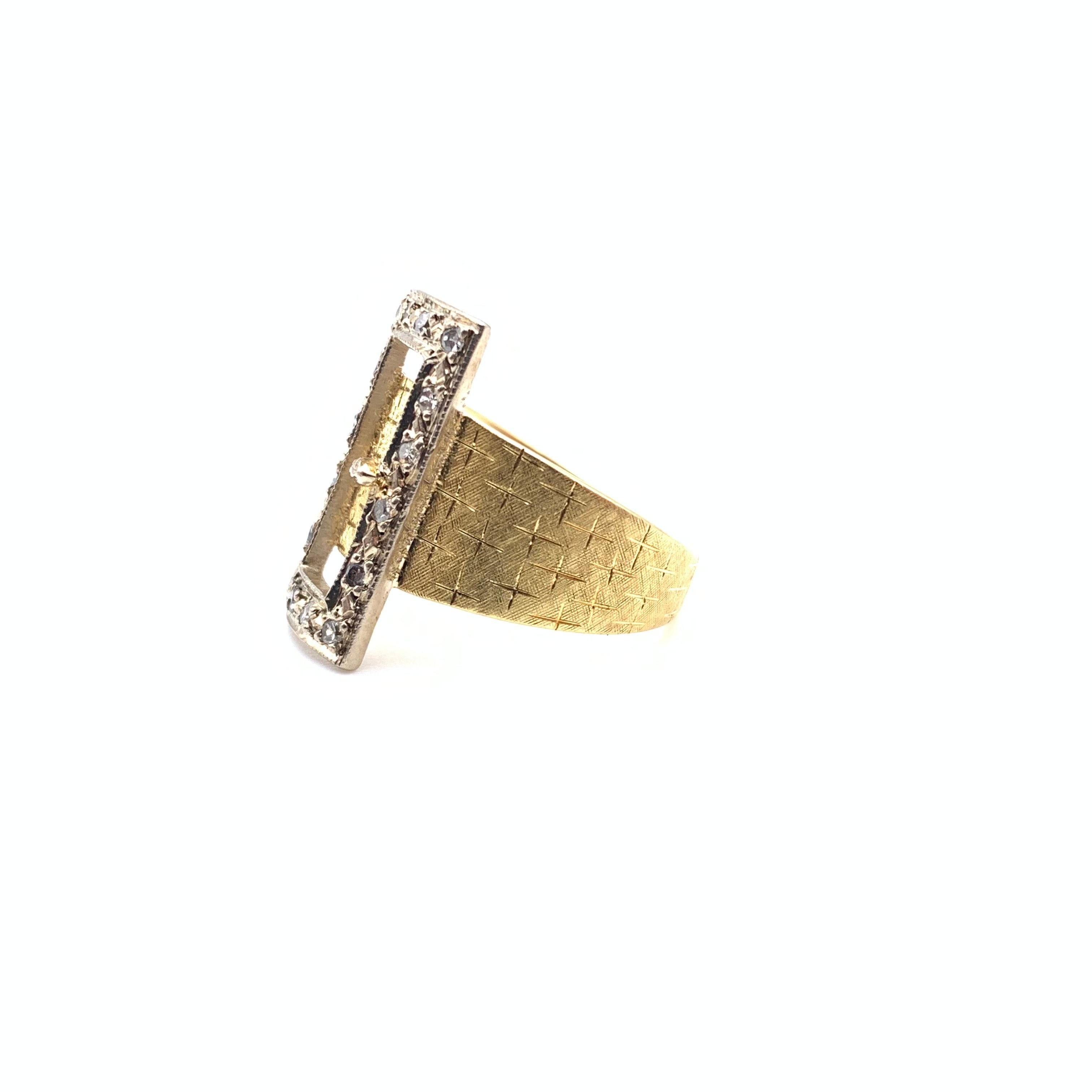 18KT Vintage Diamond Buckle Ring In Good Condition For Sale In Lynchburg, VA