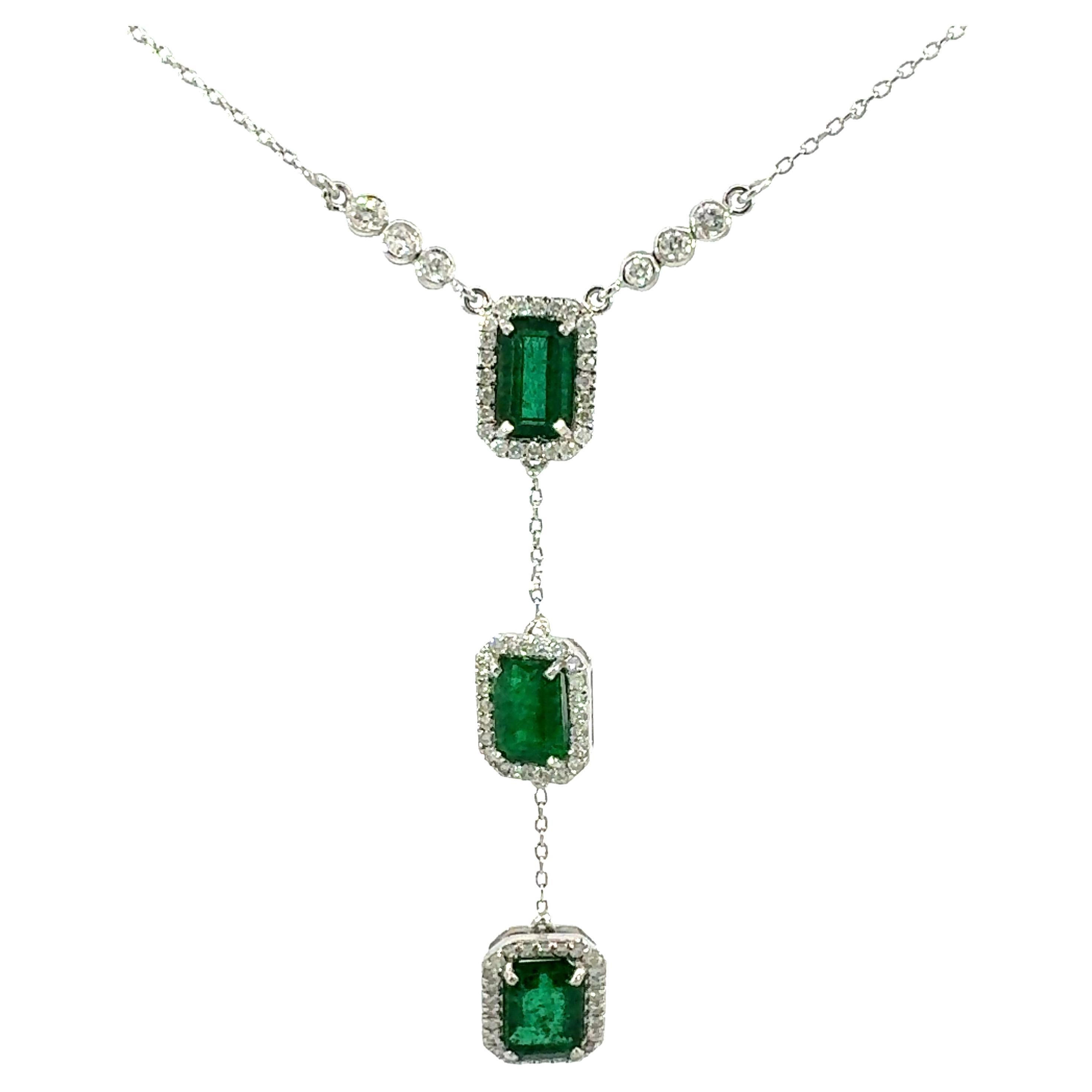 Collar de Esmeraldas y Diamantes 18Kt WG