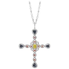 Pendentif croix fantaisie en diamant jaune, rose et blanc 18 carats avec chaîne en diamants WG