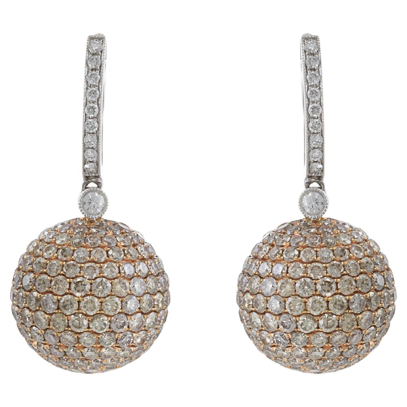 Boucles d'oreilles "Ball and Ball" en or blanc et rose 18KT avec diamants de Champagne en vente
