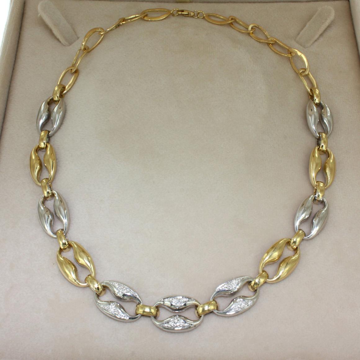Brilliant Cut 18Kt White and Yellow Gold with White Diamonds Necklace For Sale