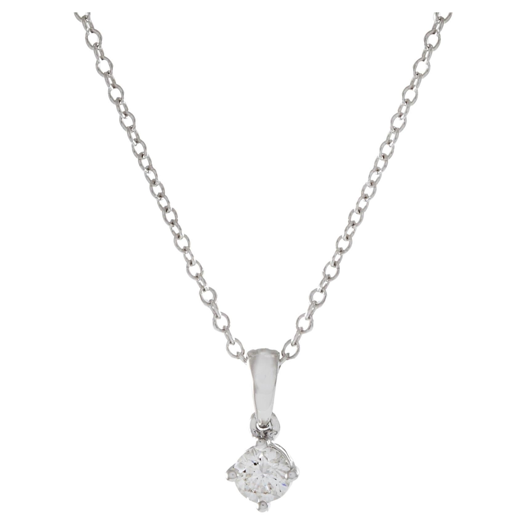 18KT White Gold 0.19CT Round Cut Diamond Pendant