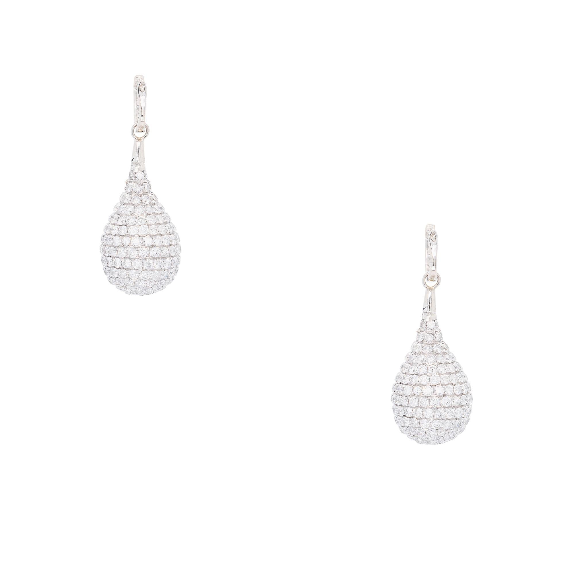 Orecchini Ball and Ball in oro bianco 18 carati con diamanti naturali da 10,96 ct. in vendita 3