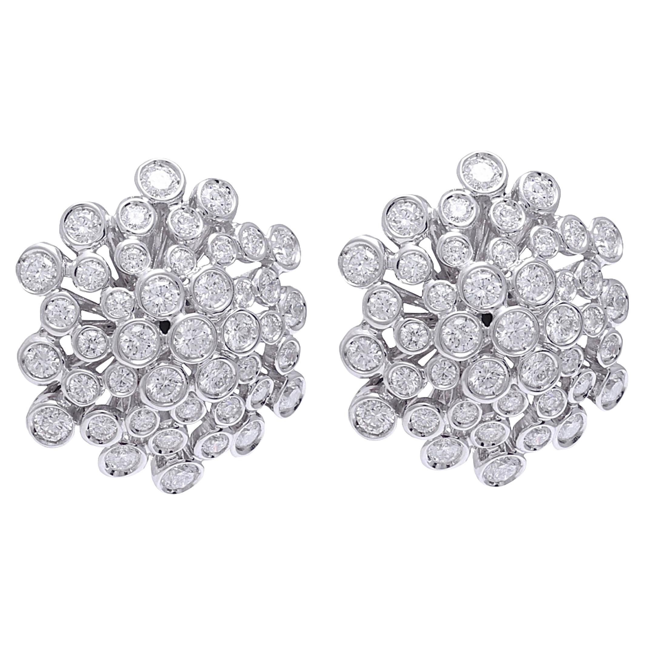 Artisan Clips d'oreilles en or blanc 18 carats, diamants taille brillant de 3,10 carats en vente