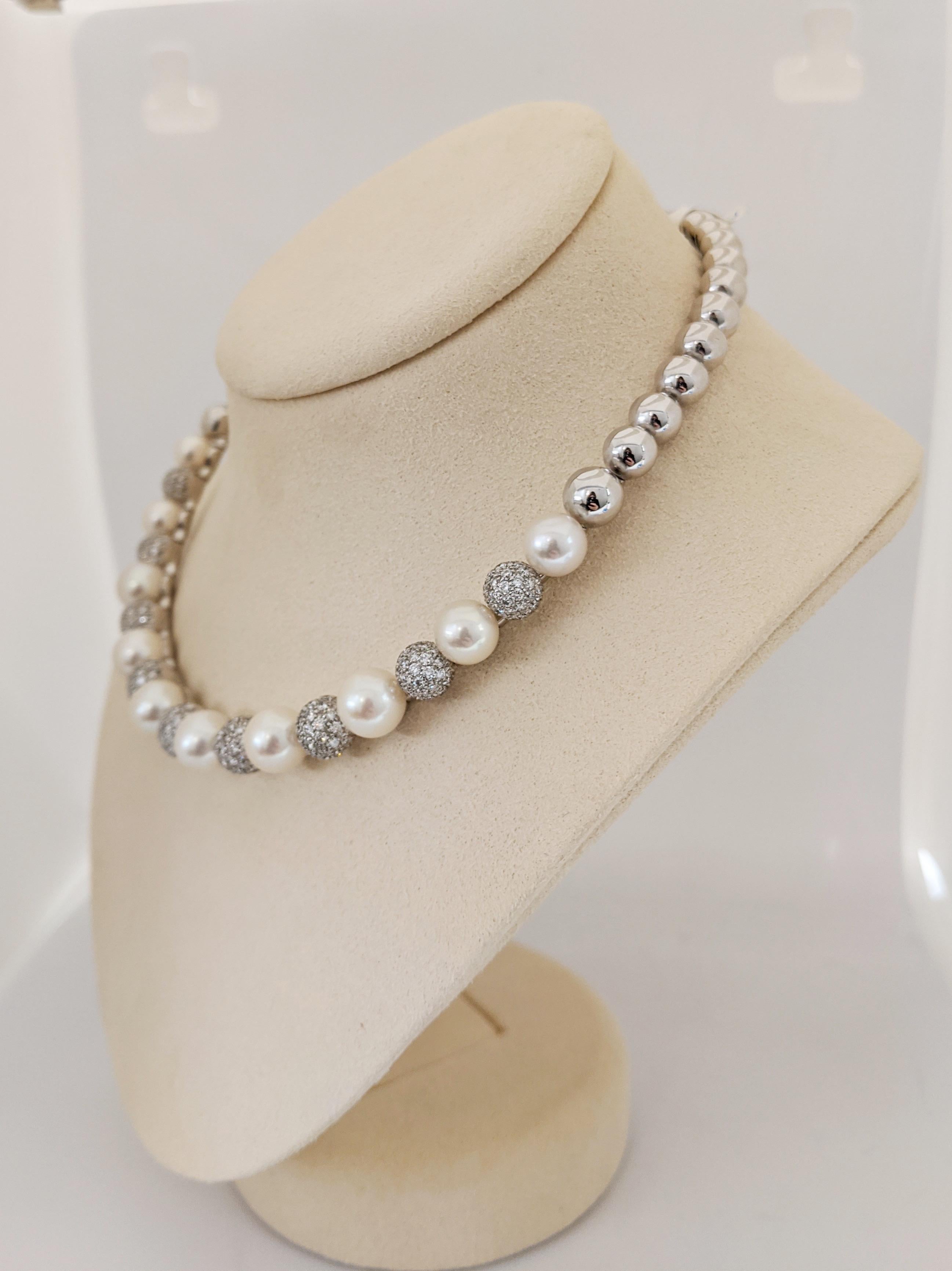 Women's or Men's 18 Karat White Gold, 4.39 Carat Diamond and Cultured Pearl Choker Necklace For Sale
