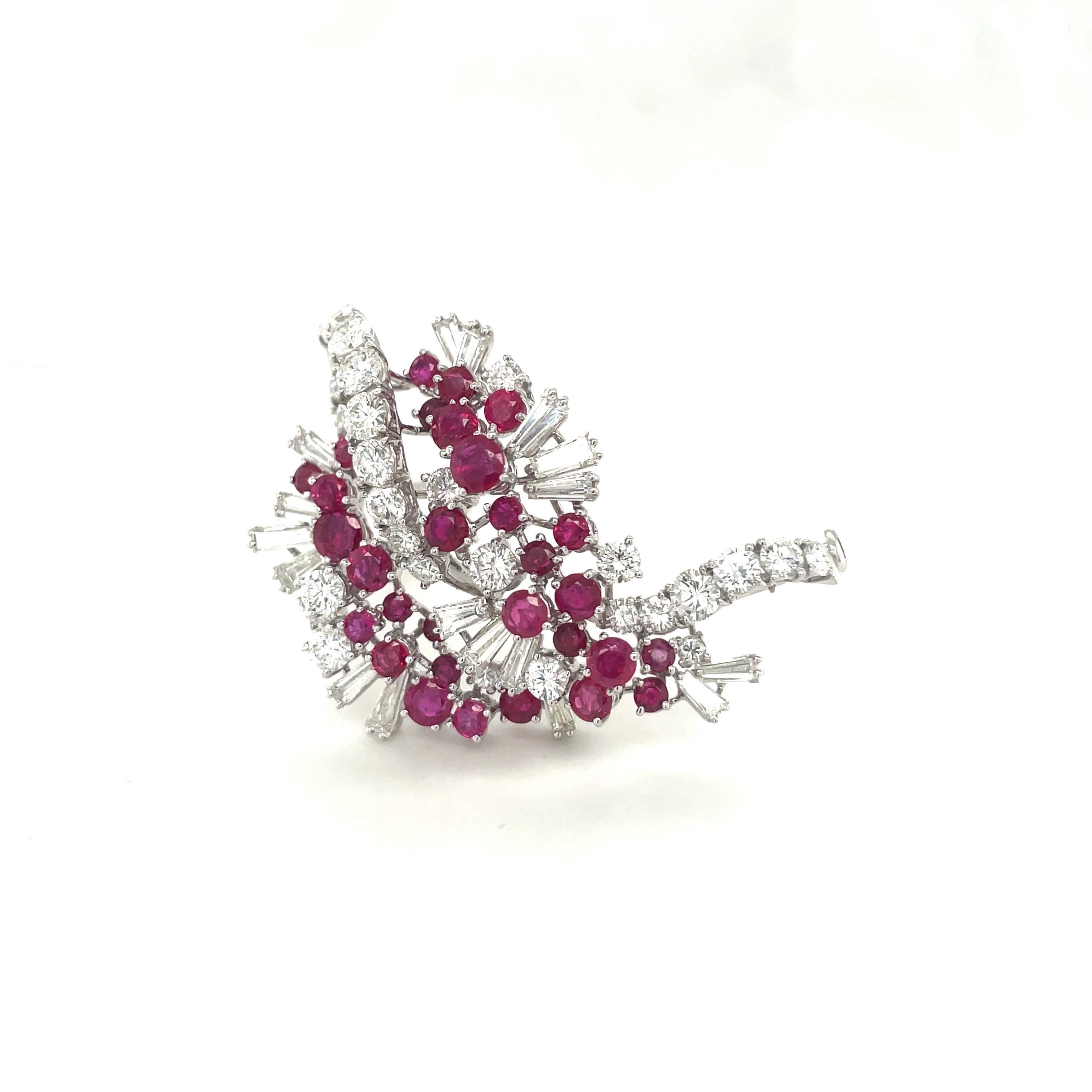 18KT White Gold 4.88Ct Ruby 6.18 Ct Round & Baguette Diamond Ribbon Brooch For Sale 2