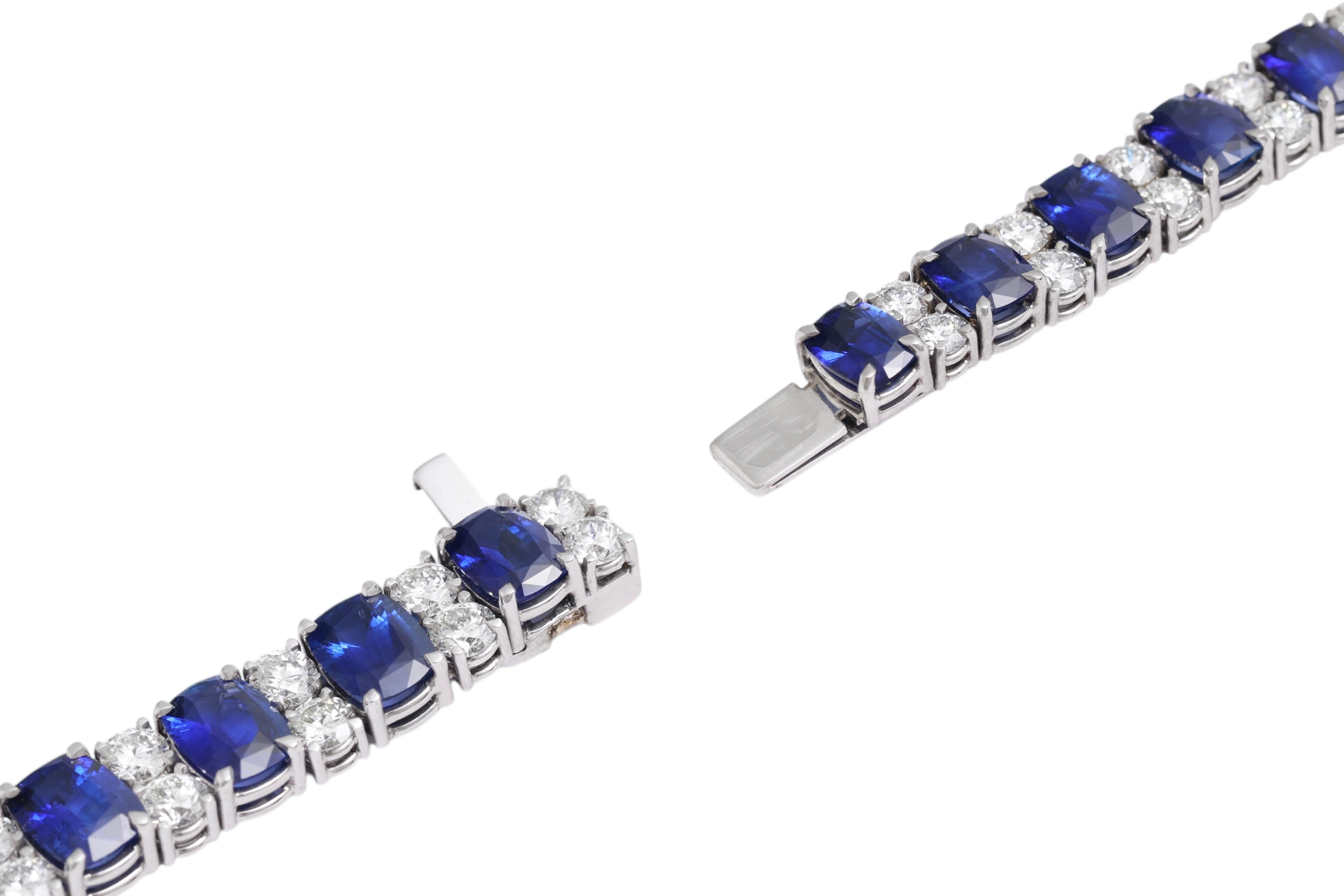 Women's or Men's 18kt White Gold 59.31ct Sapphire, 17.13ct Diamonds CGL Certified For Sale