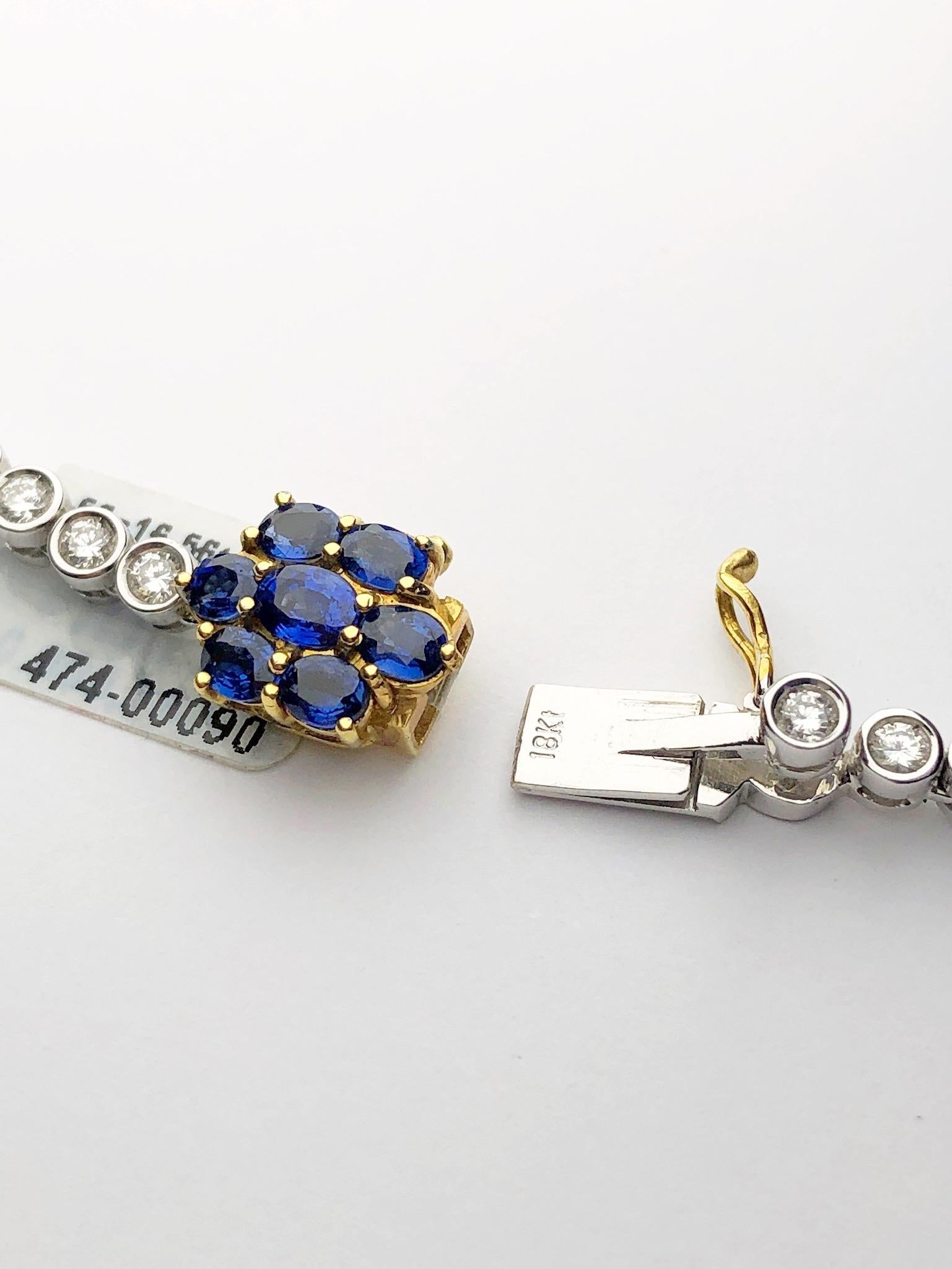 Oval Cut 18 Karat White Gold, 8.78 Carat Diamond & 16.56 Carat Blue Sapphire Bib Necklace For Sale