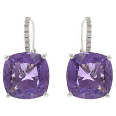 Pendientes de gota de amatista y diamante de oro blanco de 18 quilates