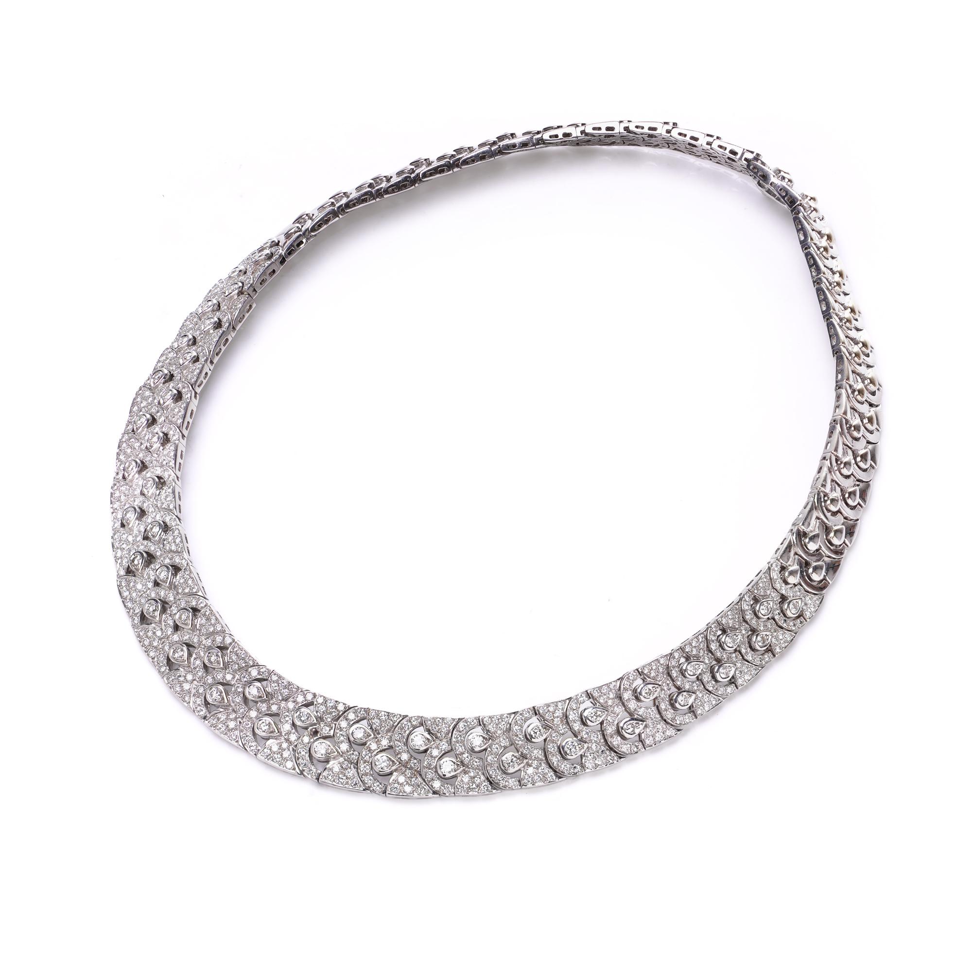 18kt White Gold and 8.50 ct. Diamond Necklace en Bueno estado para la venta en Braintree, GB