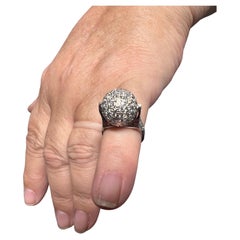 Bague en or blanc 18kt et pavé Moving