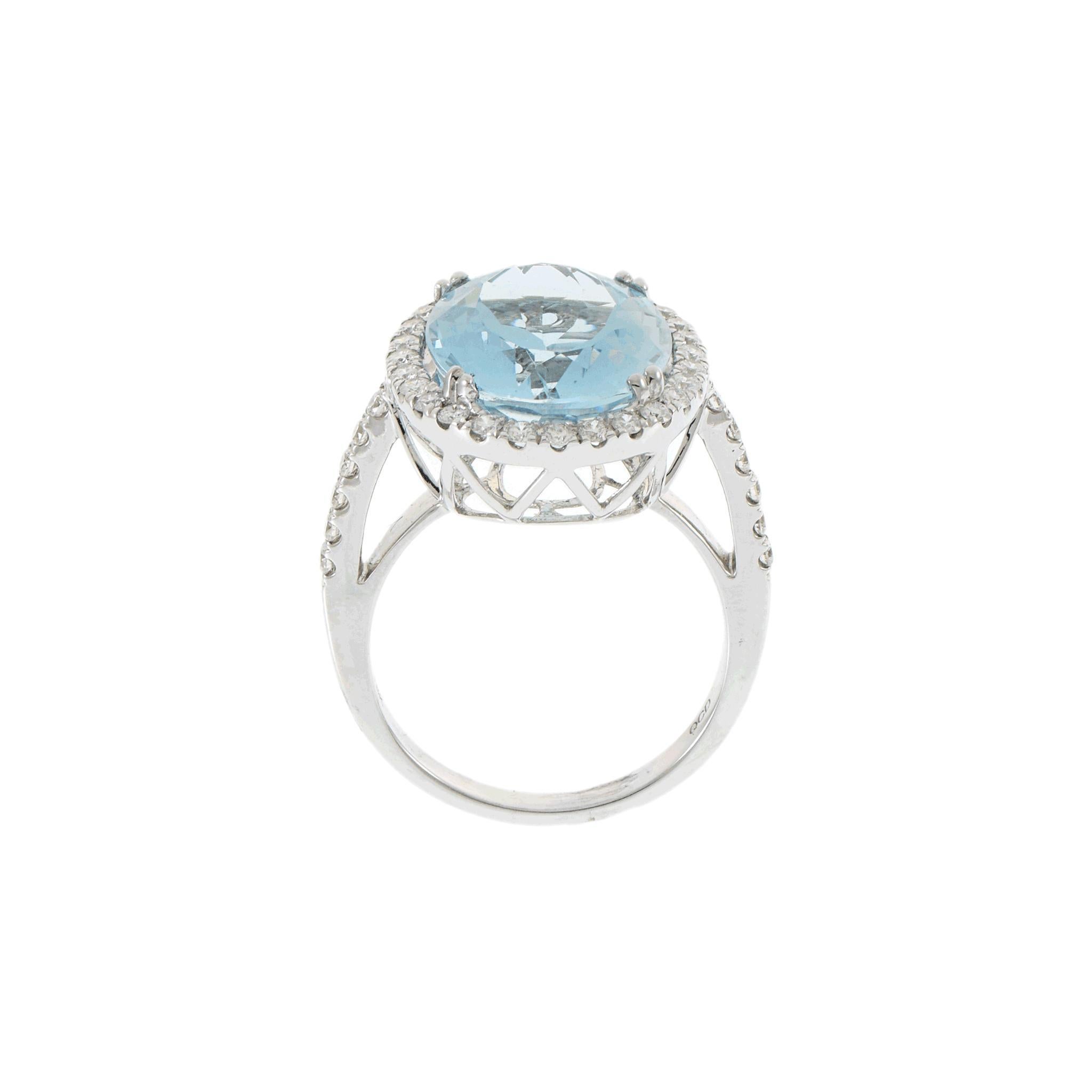 Anillo de Cóctel de Aguamarina y Diamantes de Oro Blanco de 18 KT en venta 1