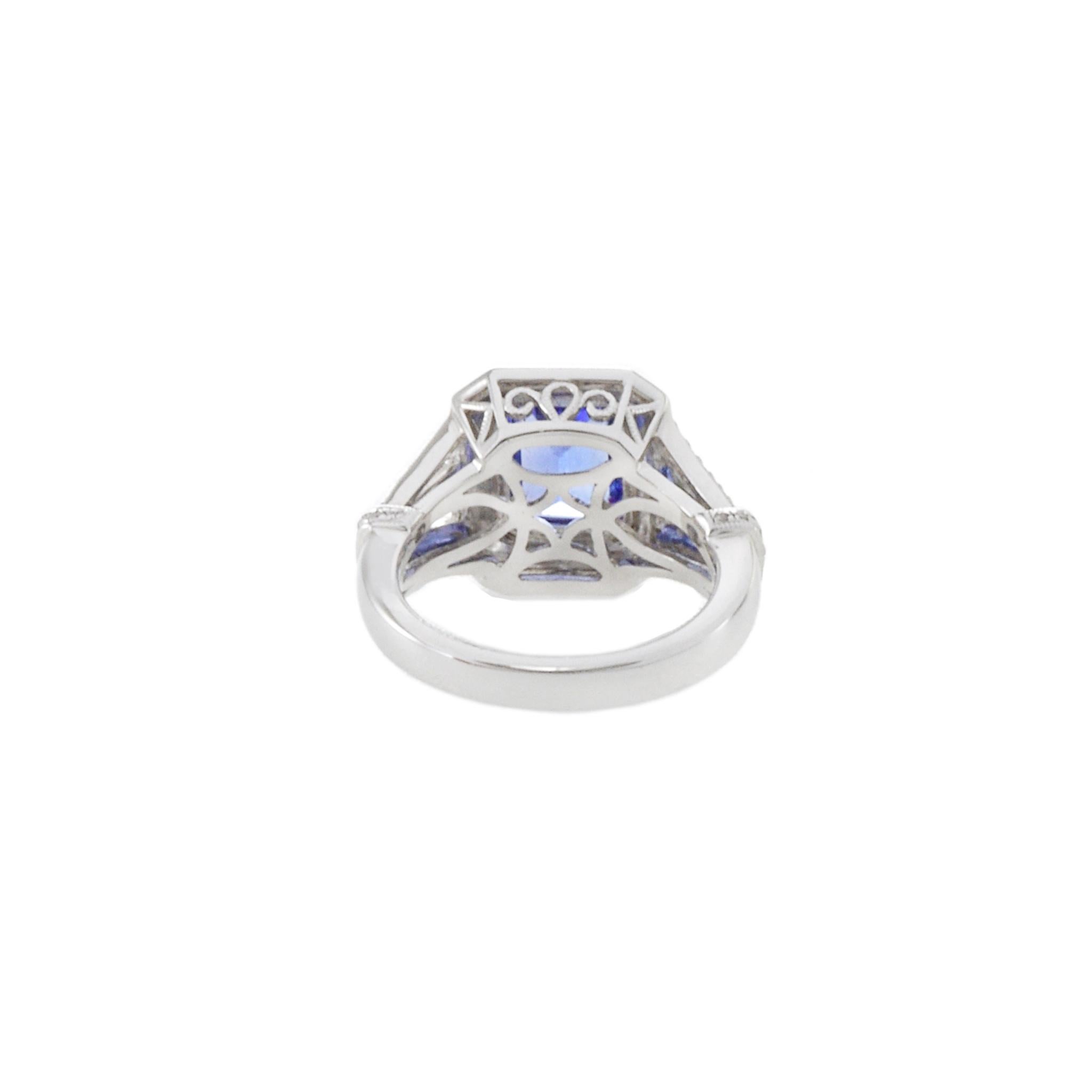 18KT White Gold Art Deco Style Emerald Tanzanite And Diamond Ring For Sale 4