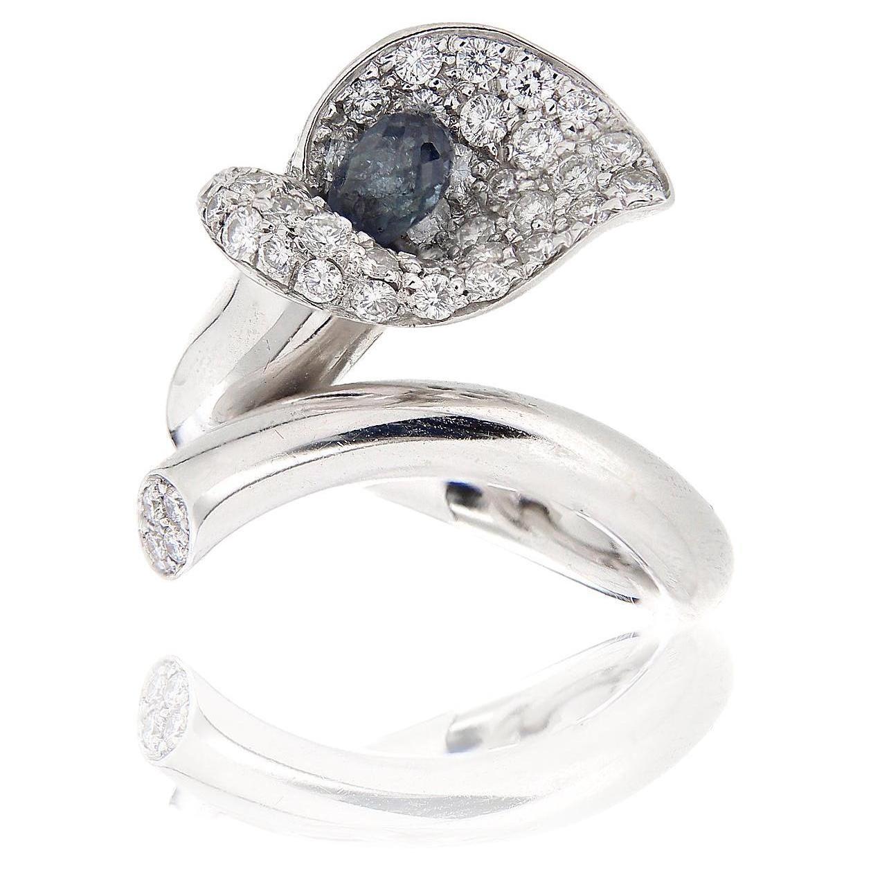 18Kt White Gold "Arum Flower" Ring Diamonds & Bliole-Cut Sapphire For Sale