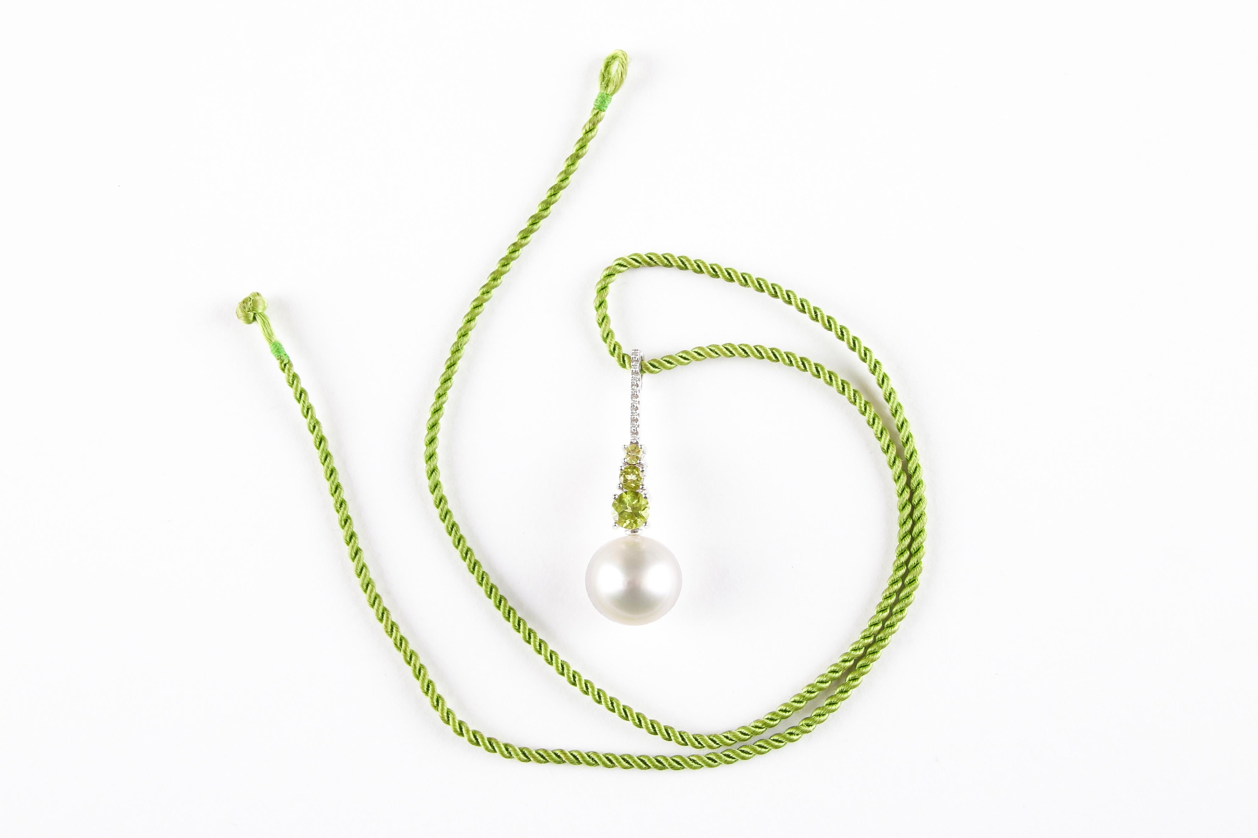 Women's or Men's 18Kt White Gold Autore South Sea Pearl Diamond Peridot Pendant and Earrings Set For Sale