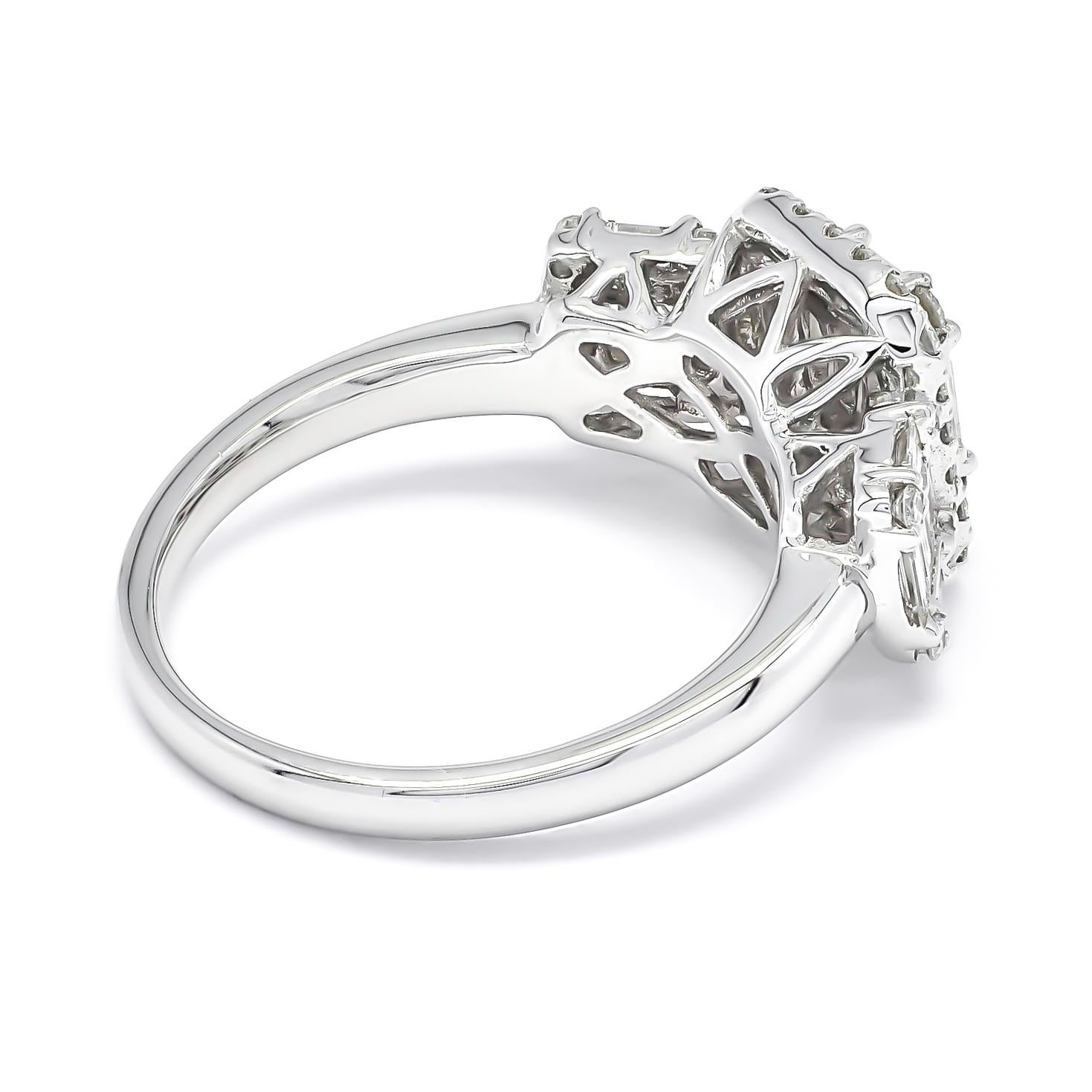 Taille baguette Bague grappe à trois baguettes en or blanc 18 carats avec diamant naturel de 1,00 carat en vente