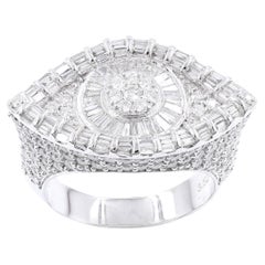 Bague de déclaration en or blanc 18KT avec diamants baguettes et ronds