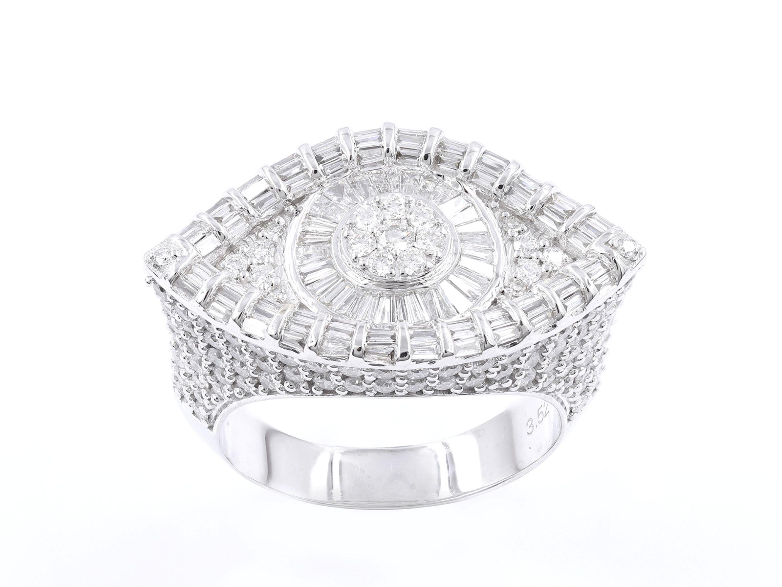 18KT White Gold Baguette & Round Diamond Statement Ring