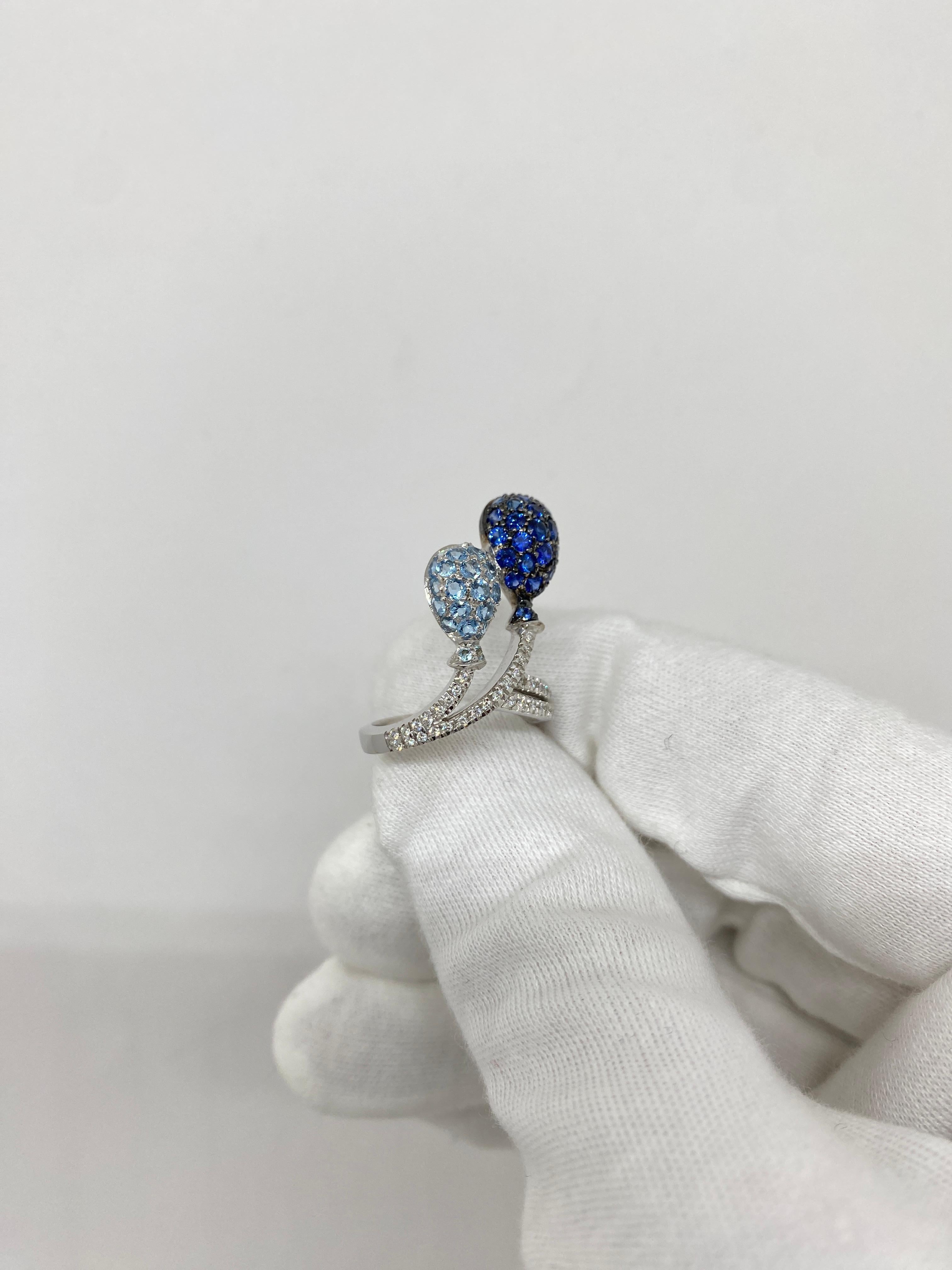 18Kt White Gold Balloon Ring Diamonds, Blue Sapphires & Aquamarine In New Condition For Sale In Bergamo, BG