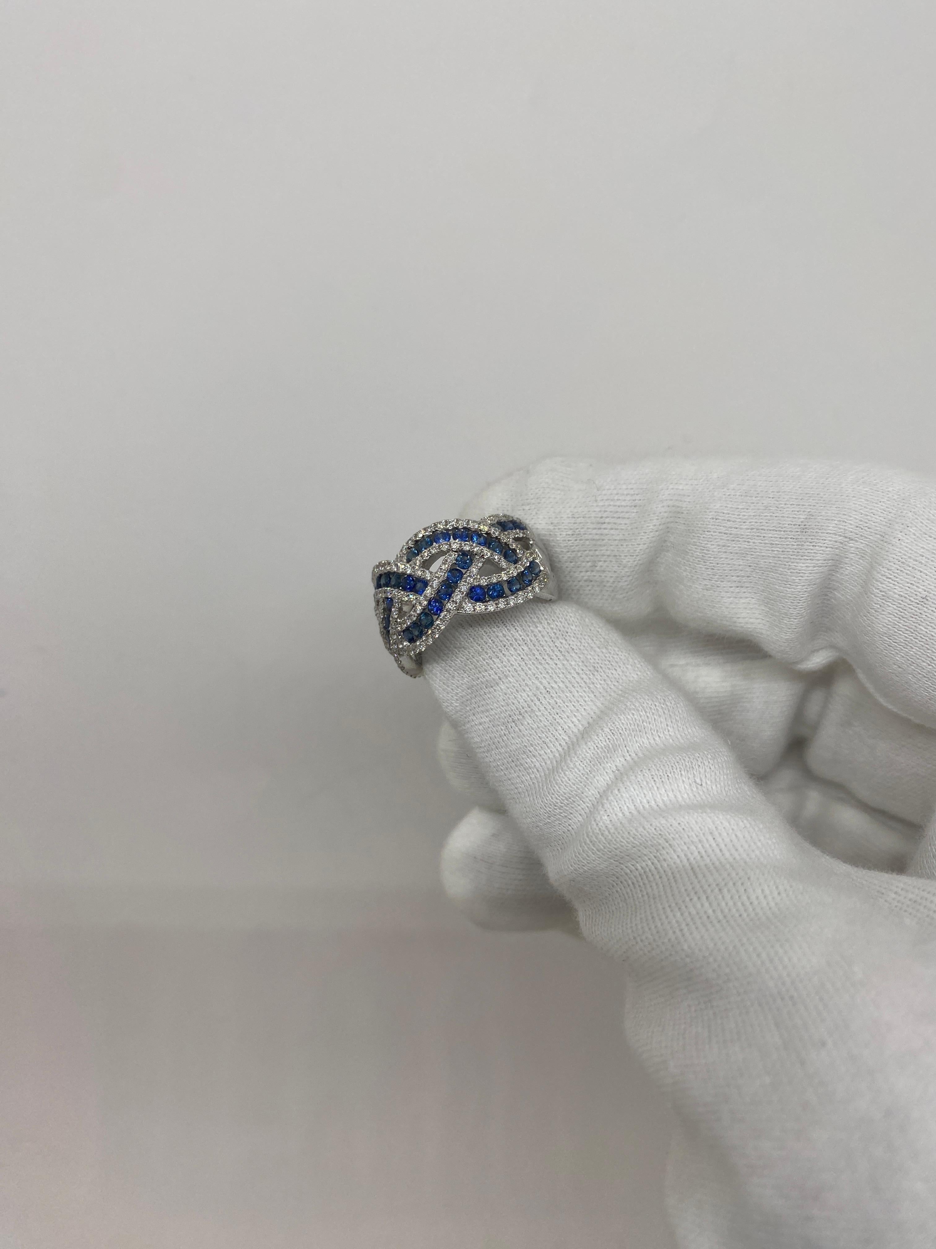 Brilliant Cut 18kt White Gold Band Ring White Diamonds 1.07 Ct Blue Sapphires 1.73 Ct For Sale