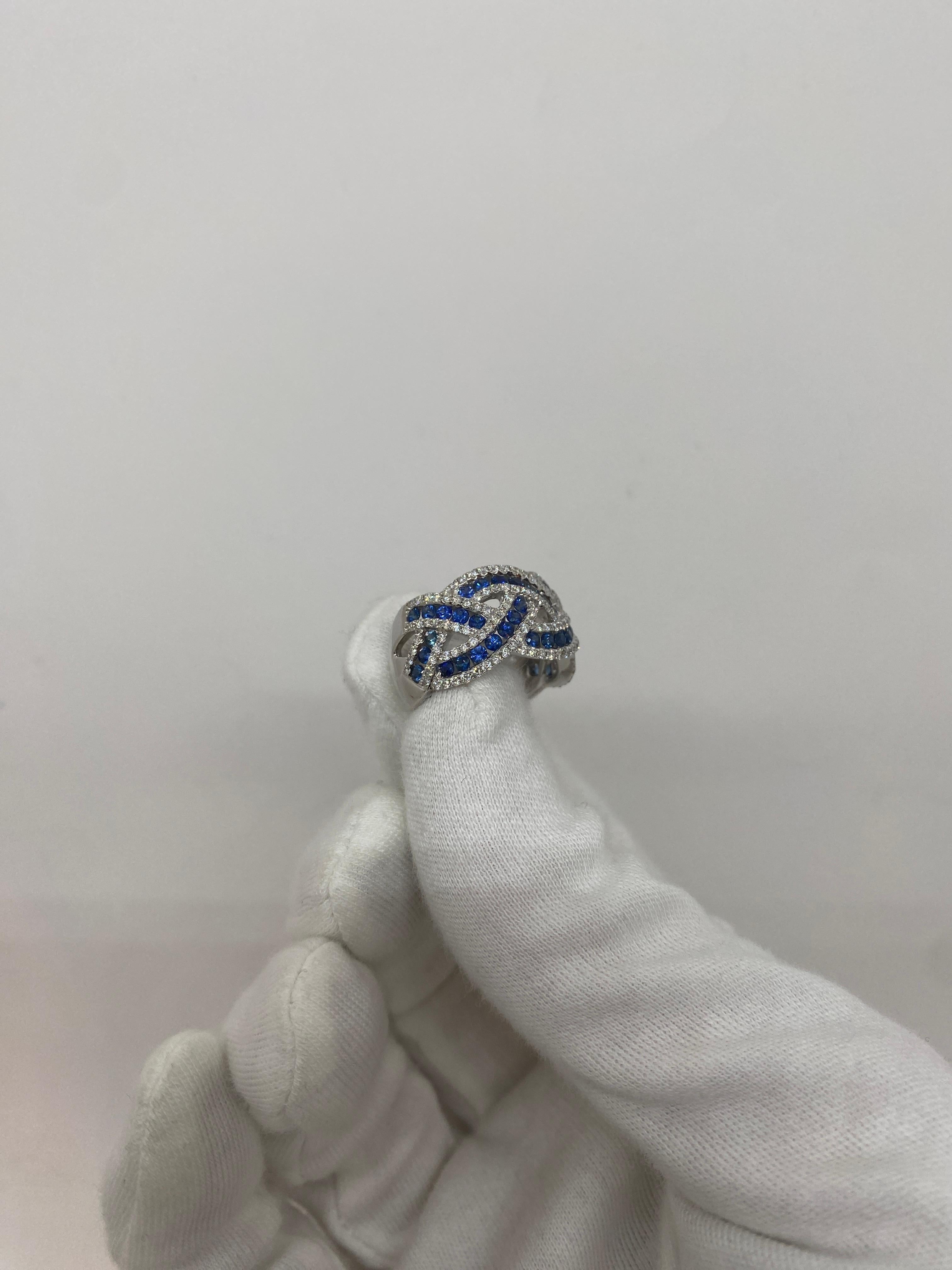 18kt White Gold Band Ring White Diamonds 1.07 Ct Blue Sapphires 1.73 Ct In New Condition For Sale In Bergamo, BG