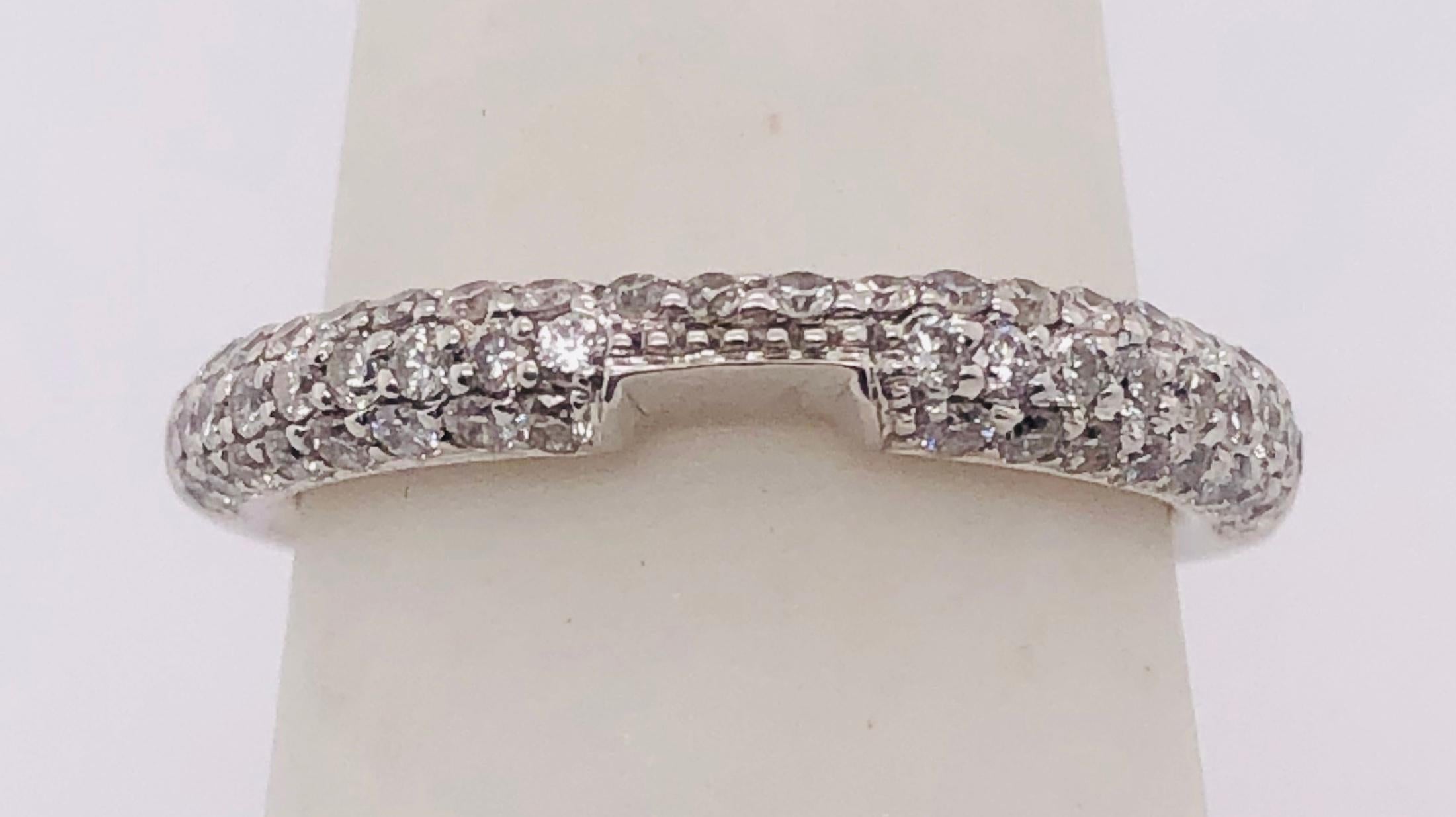 18 Karat White Gold Band Wedding Bridal Ring with Diamonds For Sale 2
