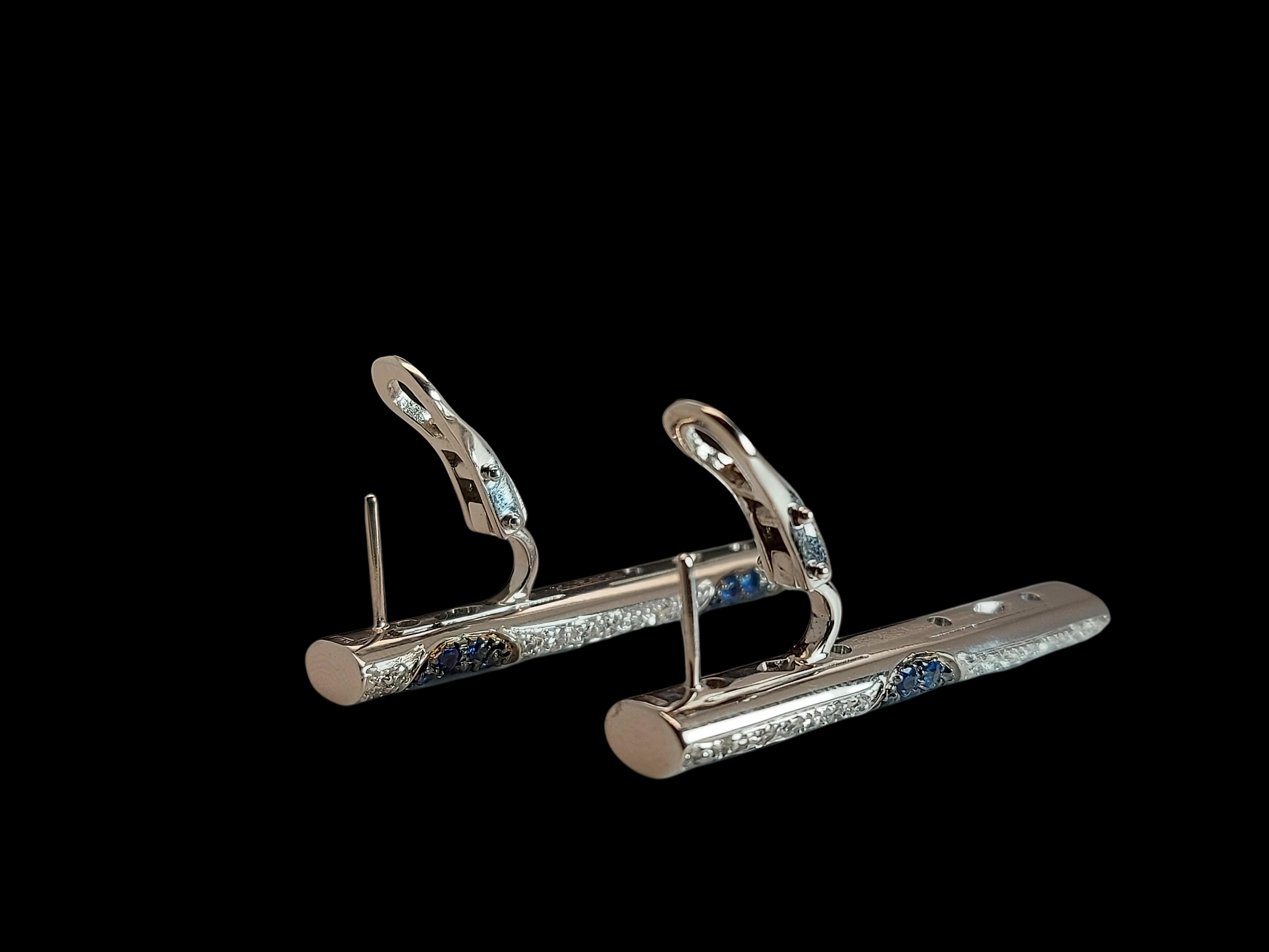18kt White Gold Bar Earrings with 2.04ct White and 2ct sapphires For Sale 6