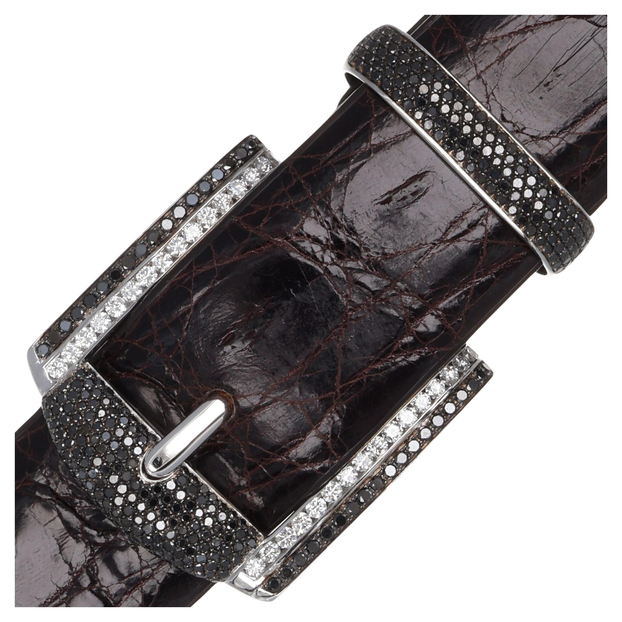 18Kt White Gold Belt Buckle White and Black Diamonds 6.36 ct Made in Italy Gift  For Sale