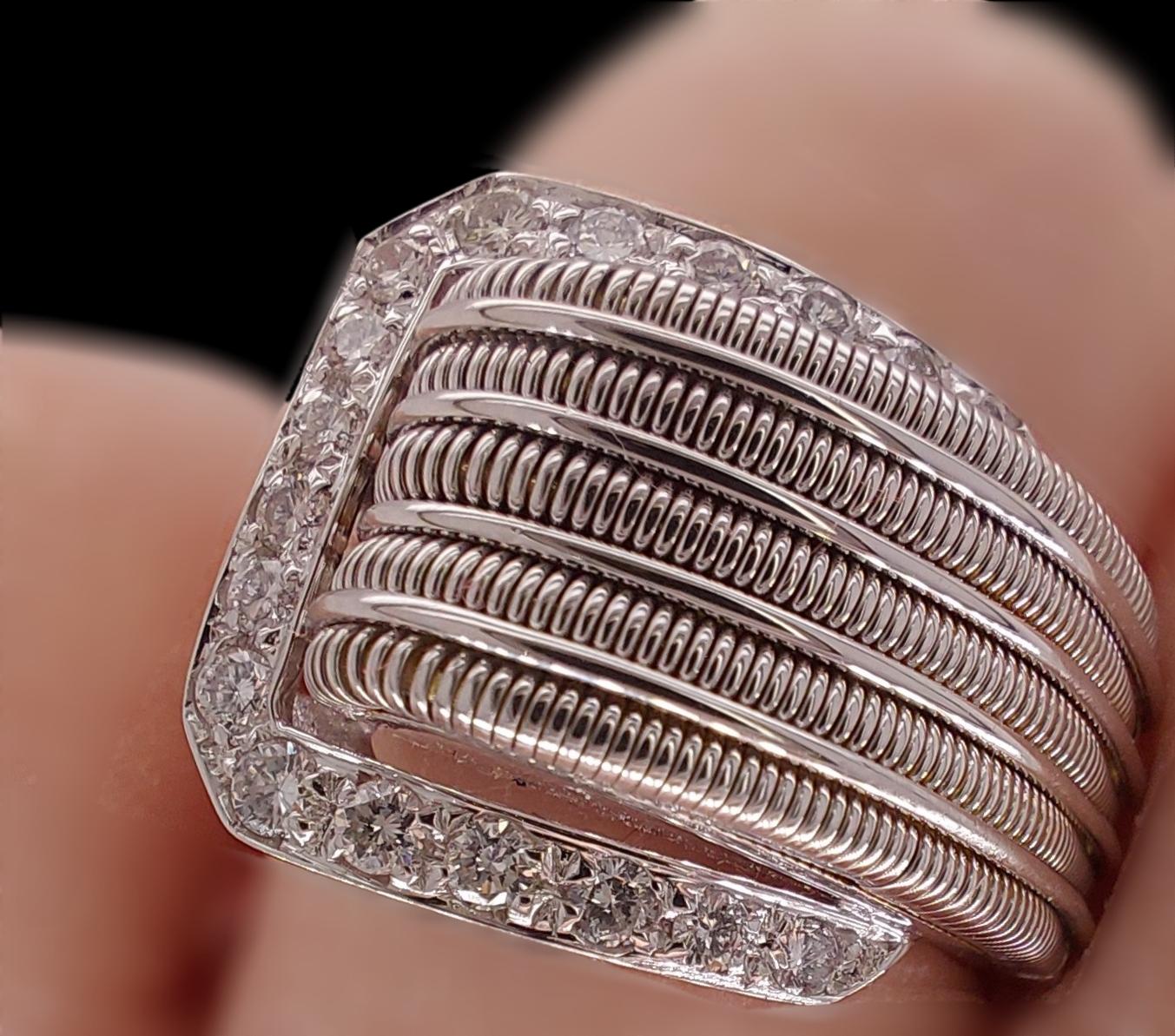 Bague de style ceinture en or blanc 18 carats avec diamants taille brillant 0,72 carat en vente 14