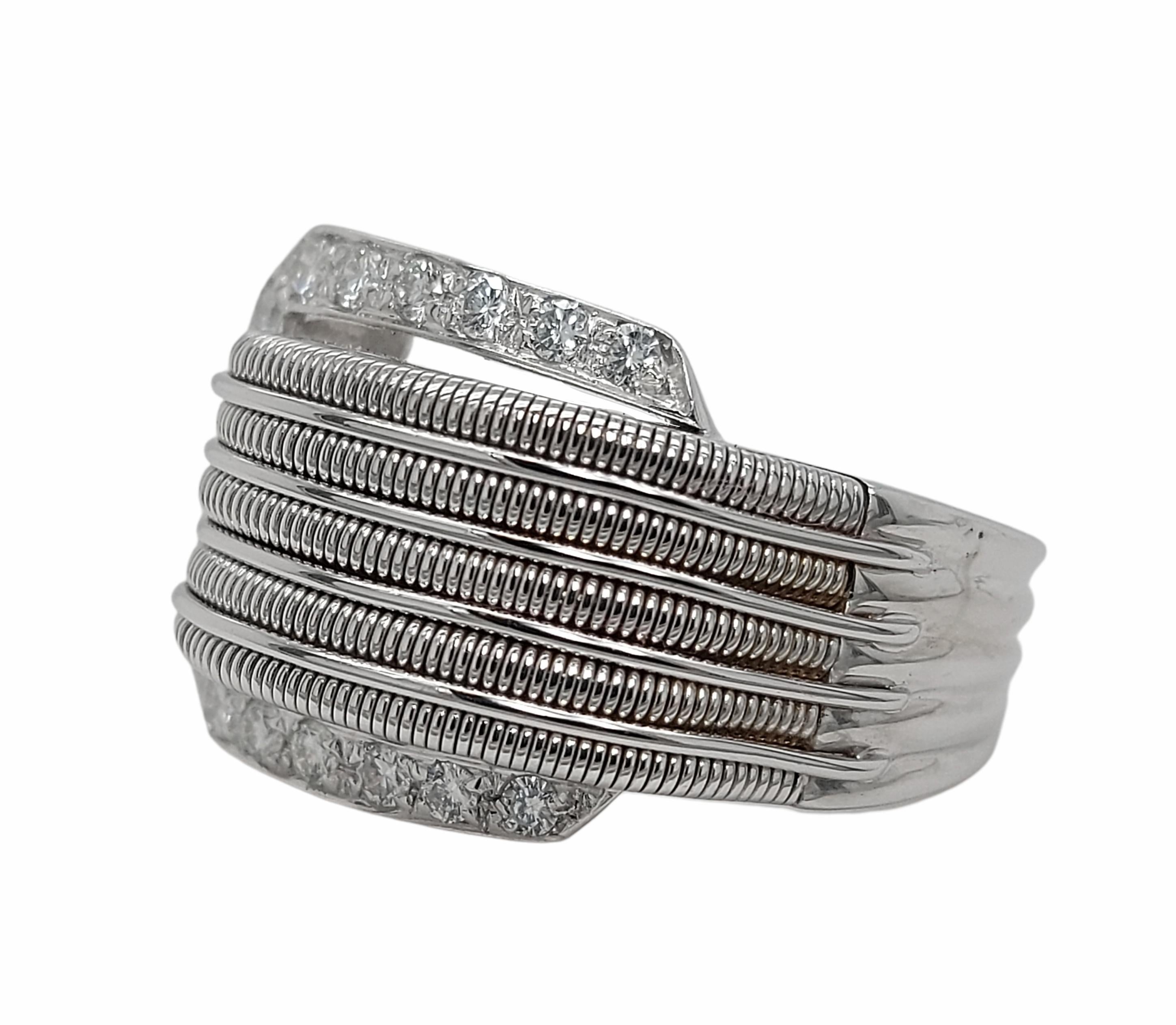 18kt White Gold Belt Style Ring with 0.72ct Brilliant Cut Diamonds For Sale 3