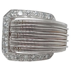 Bague de style ceinture en or blanc 18 carats avec diamants taille brillant 0,72 carat