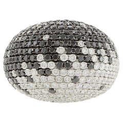 18KT White Gold Black and White Diamond Dome Ring
