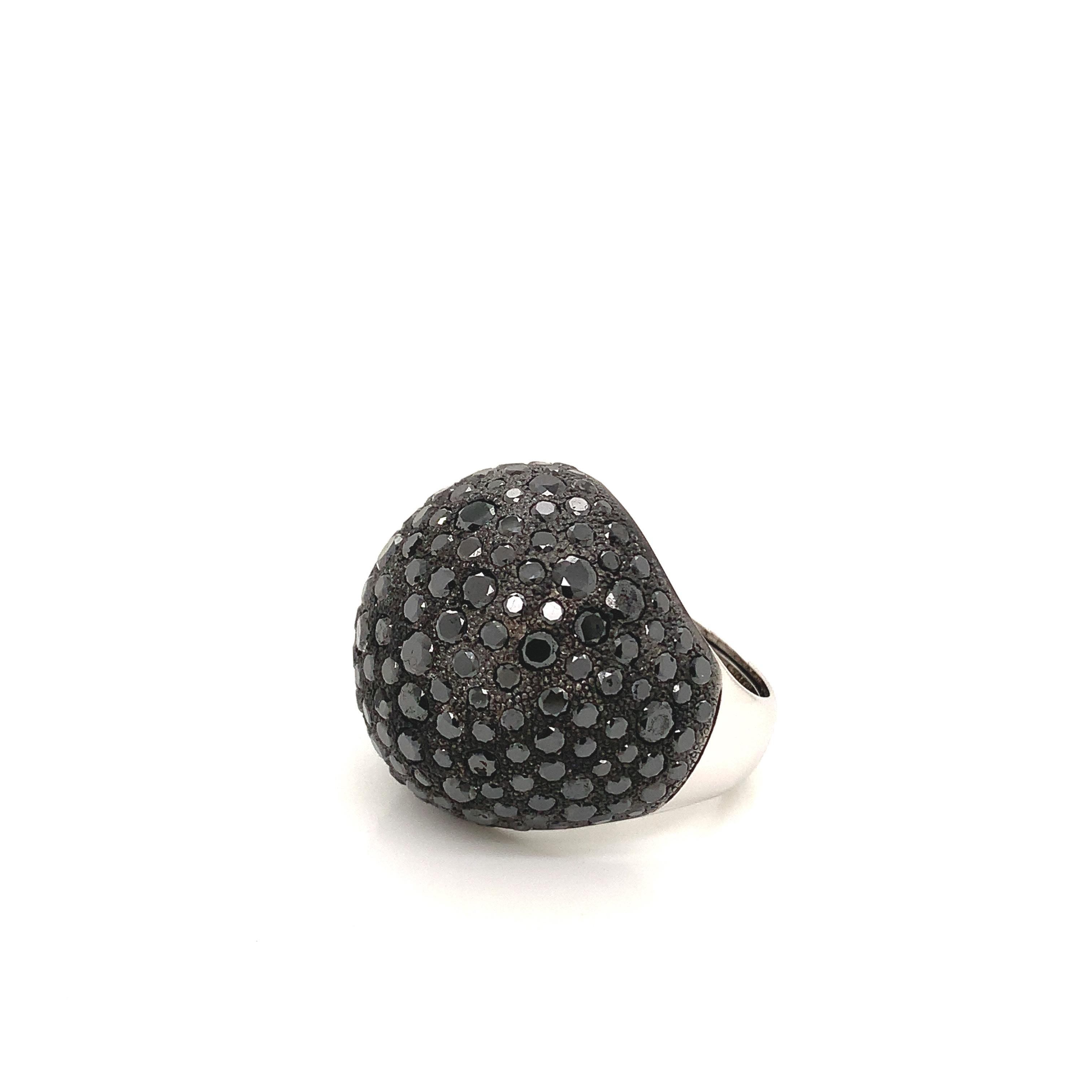 18Kt White Gold Black Diamond Garavelli Ring For Sale 2