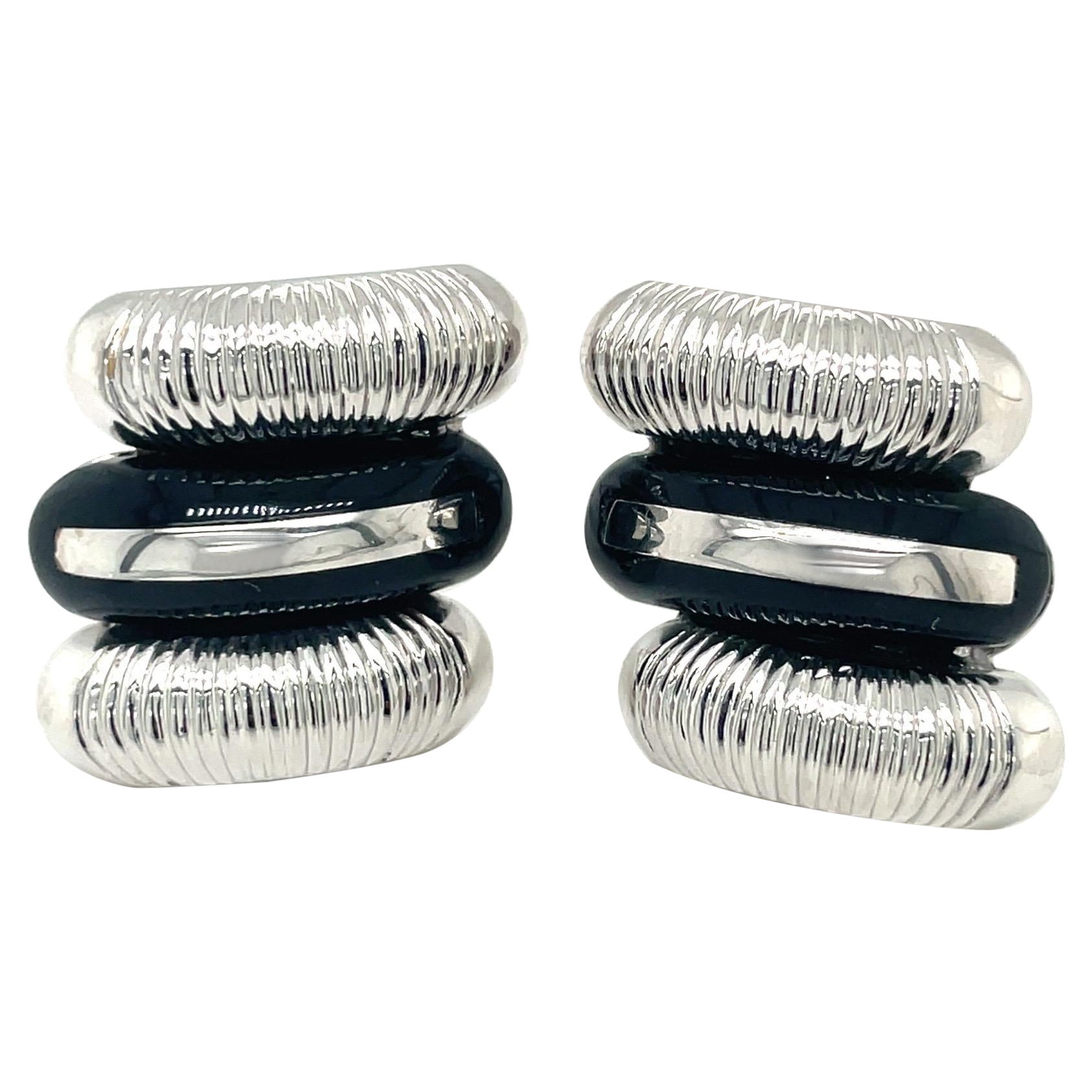 Pendientes Oro Blanco 18KT y Ónix Negro en venta