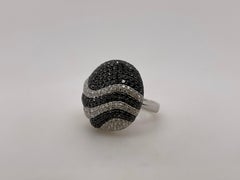 18kt White Gold Black & White Diamond Swirl Cocktail Ring