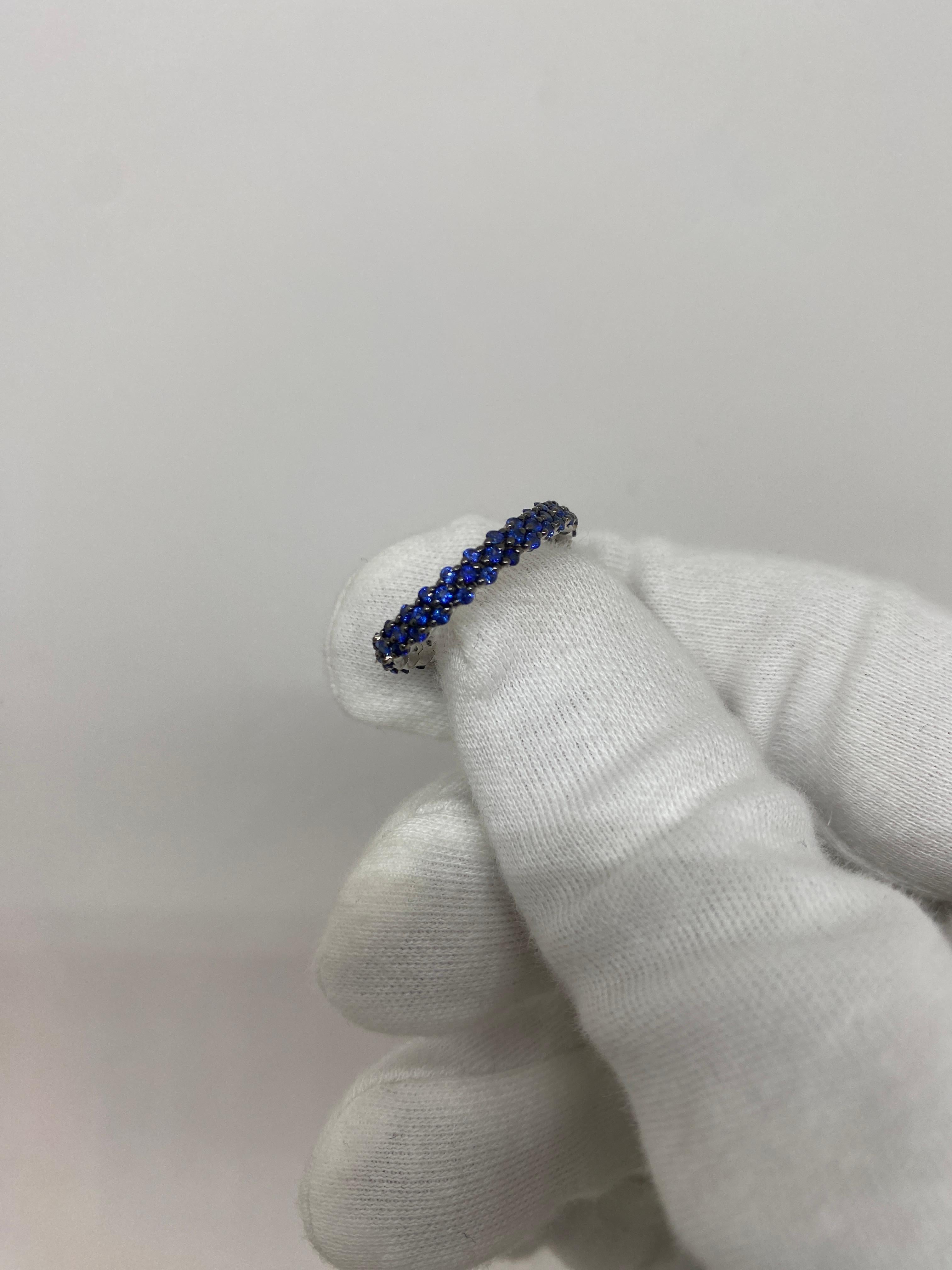 18Kt White Gold Riviere Ring Blue Sapphires 1.29 ct For Sale 2