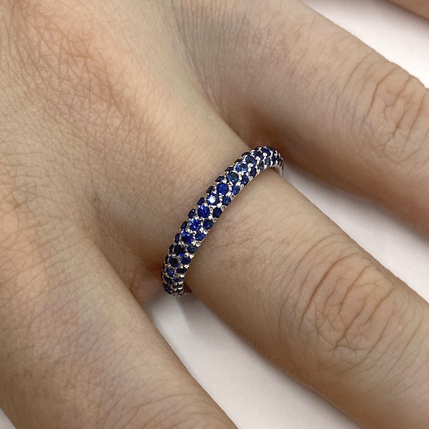 Ring made of 18kt white gold with natural blue sapphires for ct .1.55

Welcome to our jewelry collection, where every piece tells a story of timeless elegance and unparalleled craftsmanship. As a family-run business in Italy for over 100 years, we