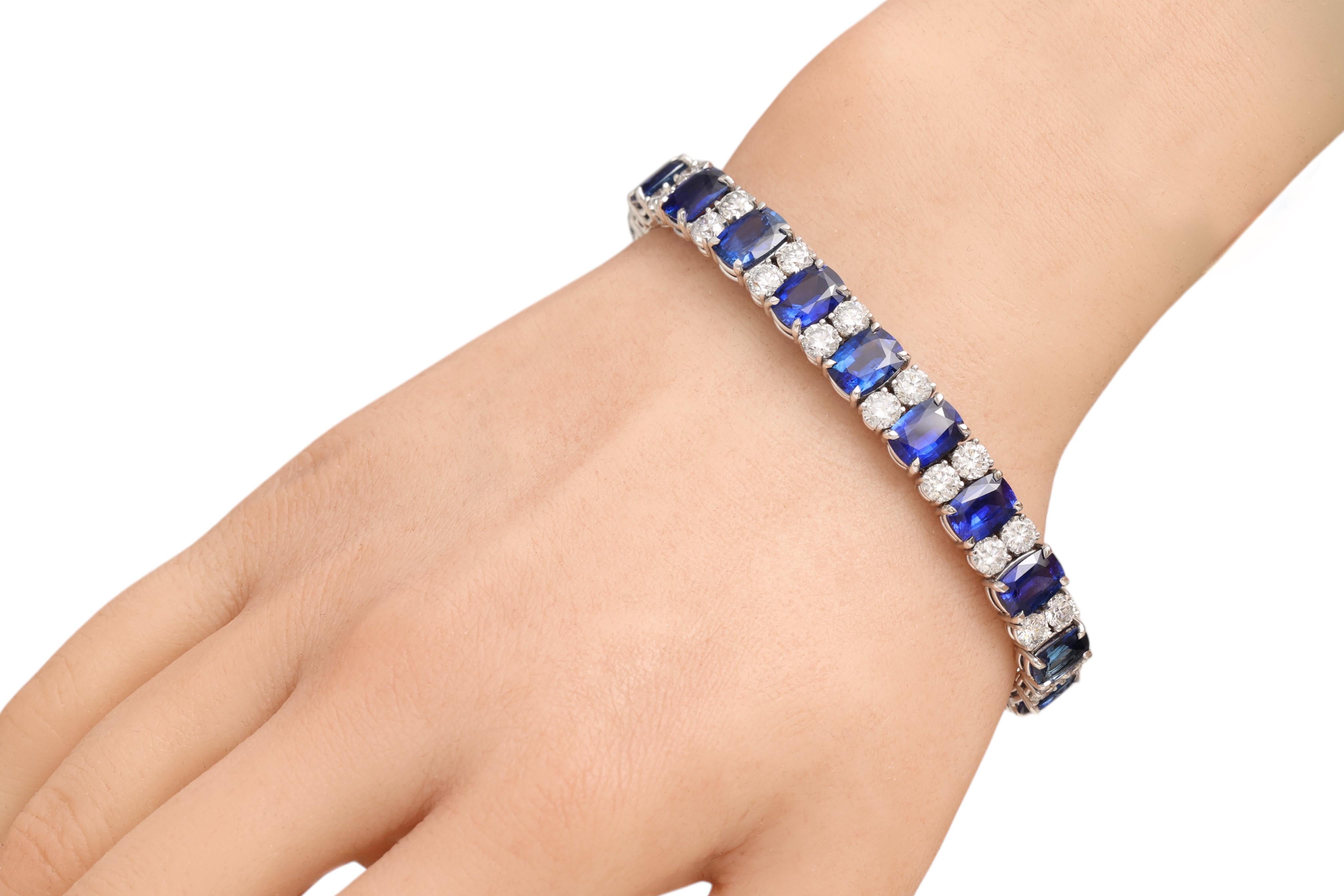 Contemporary 18kt White Gold Bracelet  27.33ct Sapphires, 9ct Diamonds, CGL Certificated For Sale