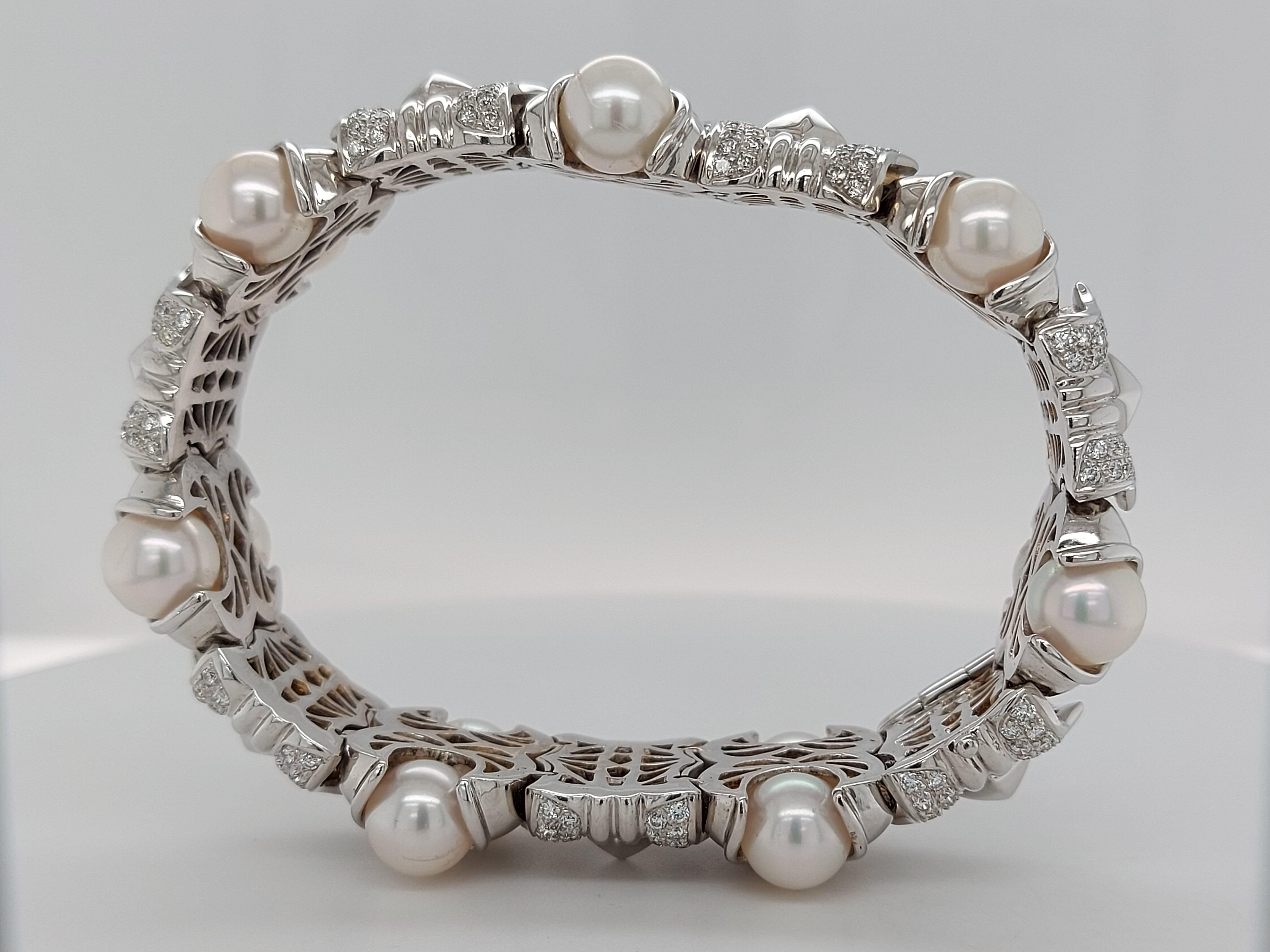 Bracelet en or blanc 18 carats avec diamants et perles taille brillant en vente 4