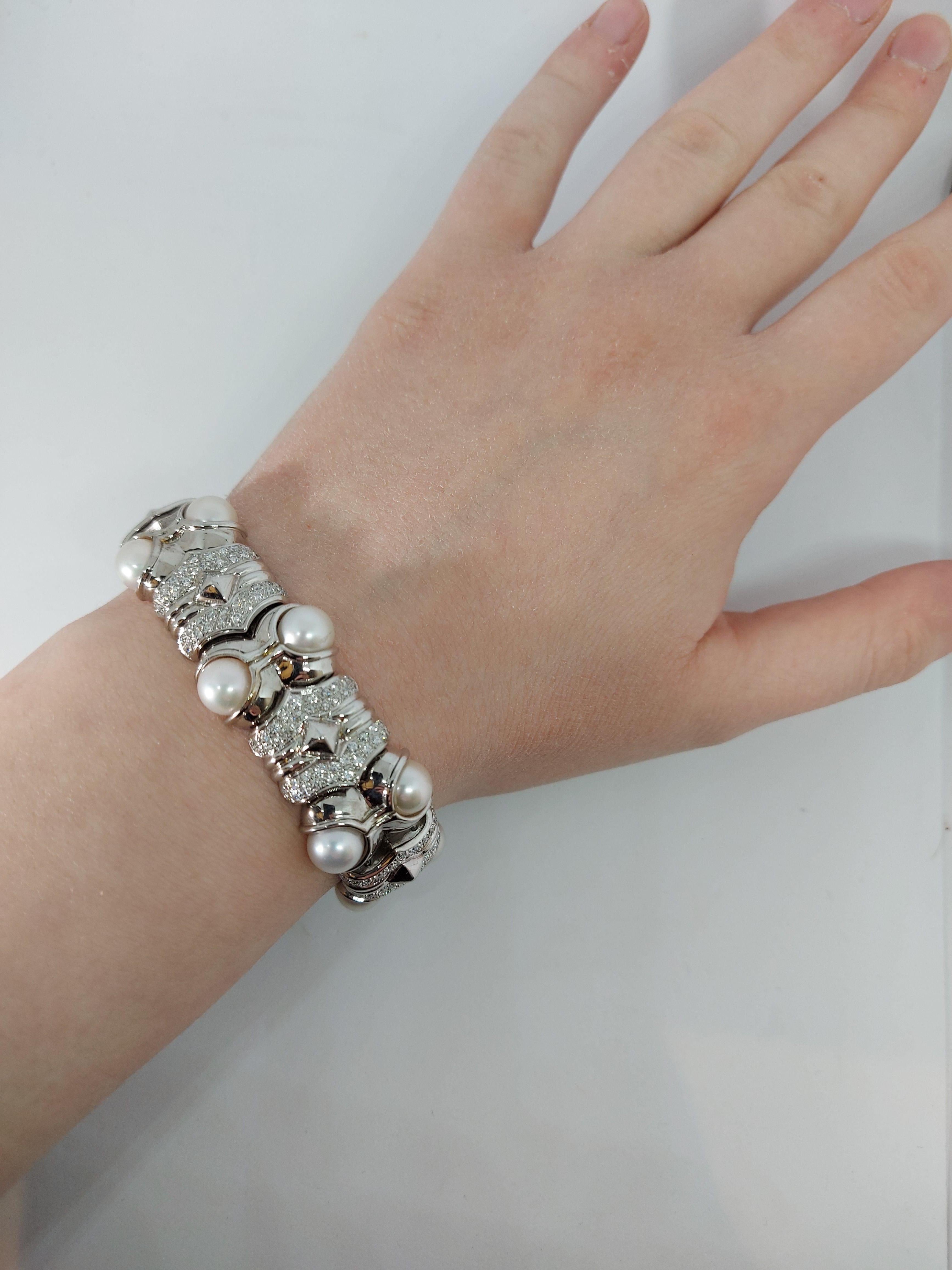 Bracelet en or blanc 18 carats avec diamants et perles taille brillant en vente 10