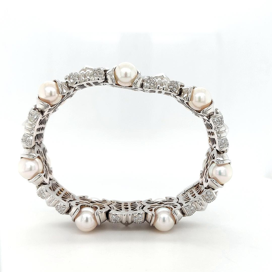 Bracelet en or blanc 18 carats avec diamants et perles taille brillant Excellent état - En vente à Antwerp, BE