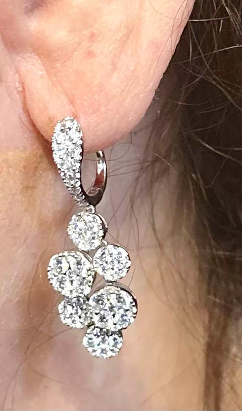 18kt White Gold Bubble Earrings set with Diamonds For Sale 1