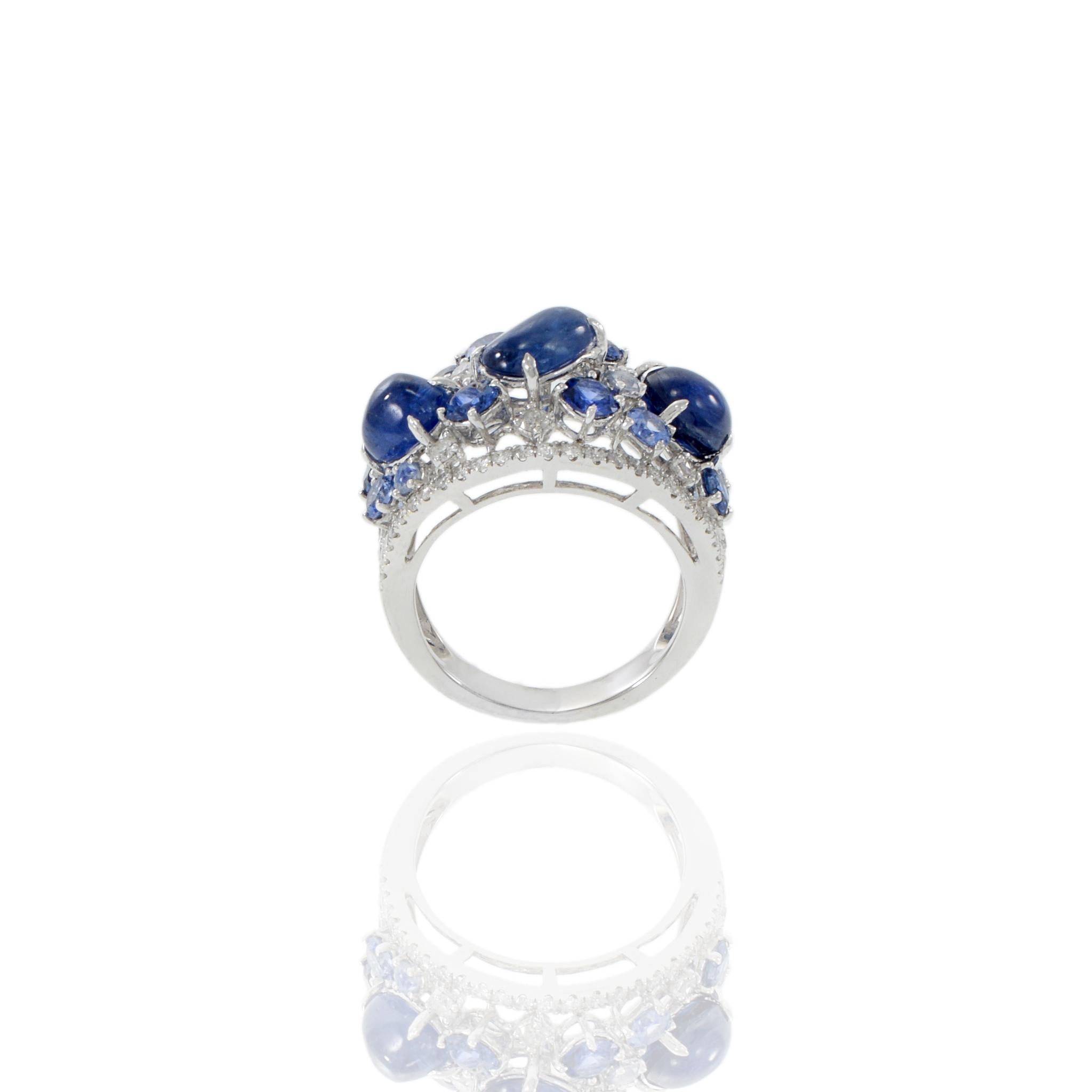 18KT White Gold Cabochon Blue Sapphire And Diamond Ring For Sale 2