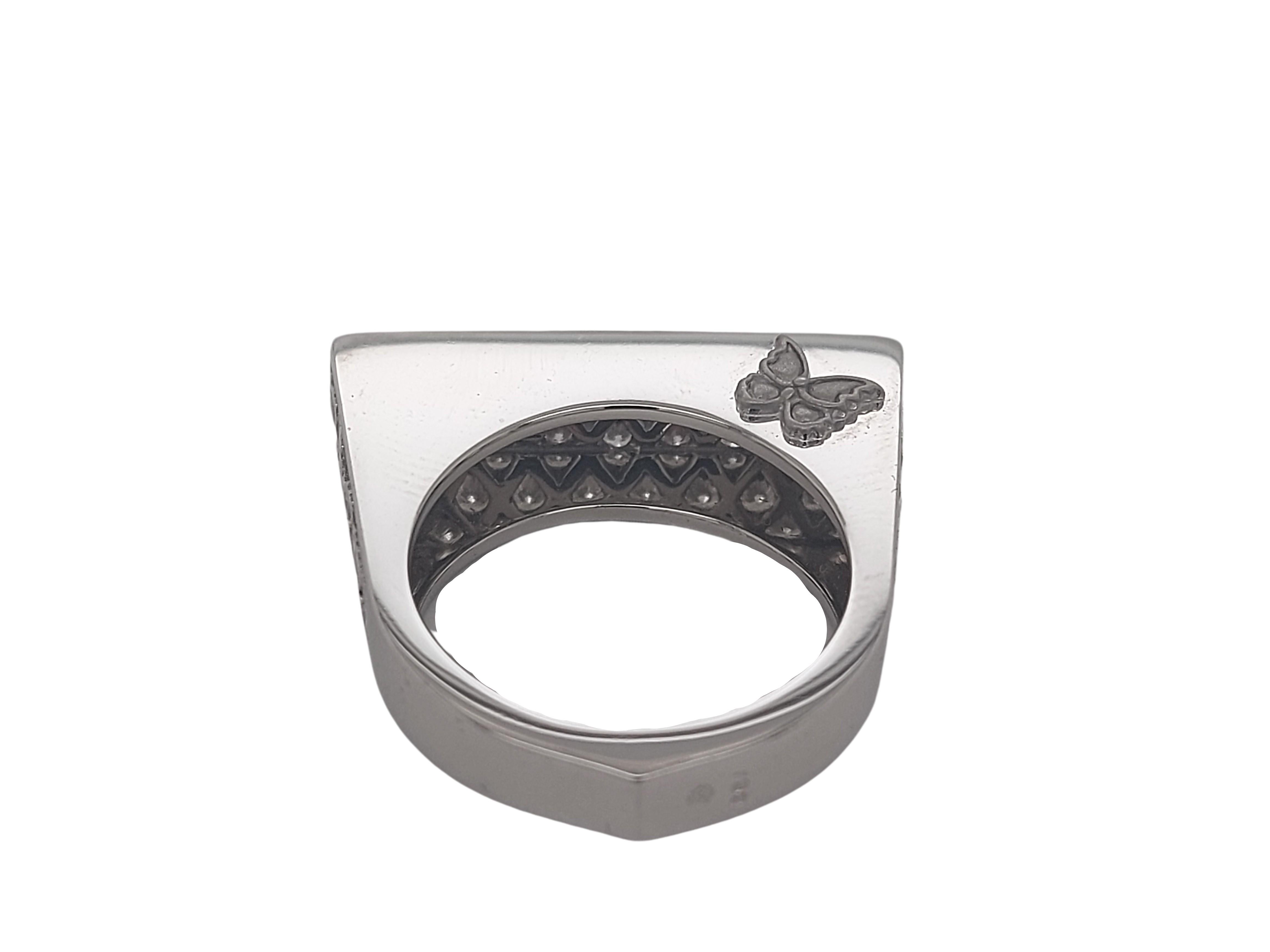 Women's or Men's 18kt White Gold Carrera Y Carrera Ring with Diamonds and Butterflies Engraved For Sale