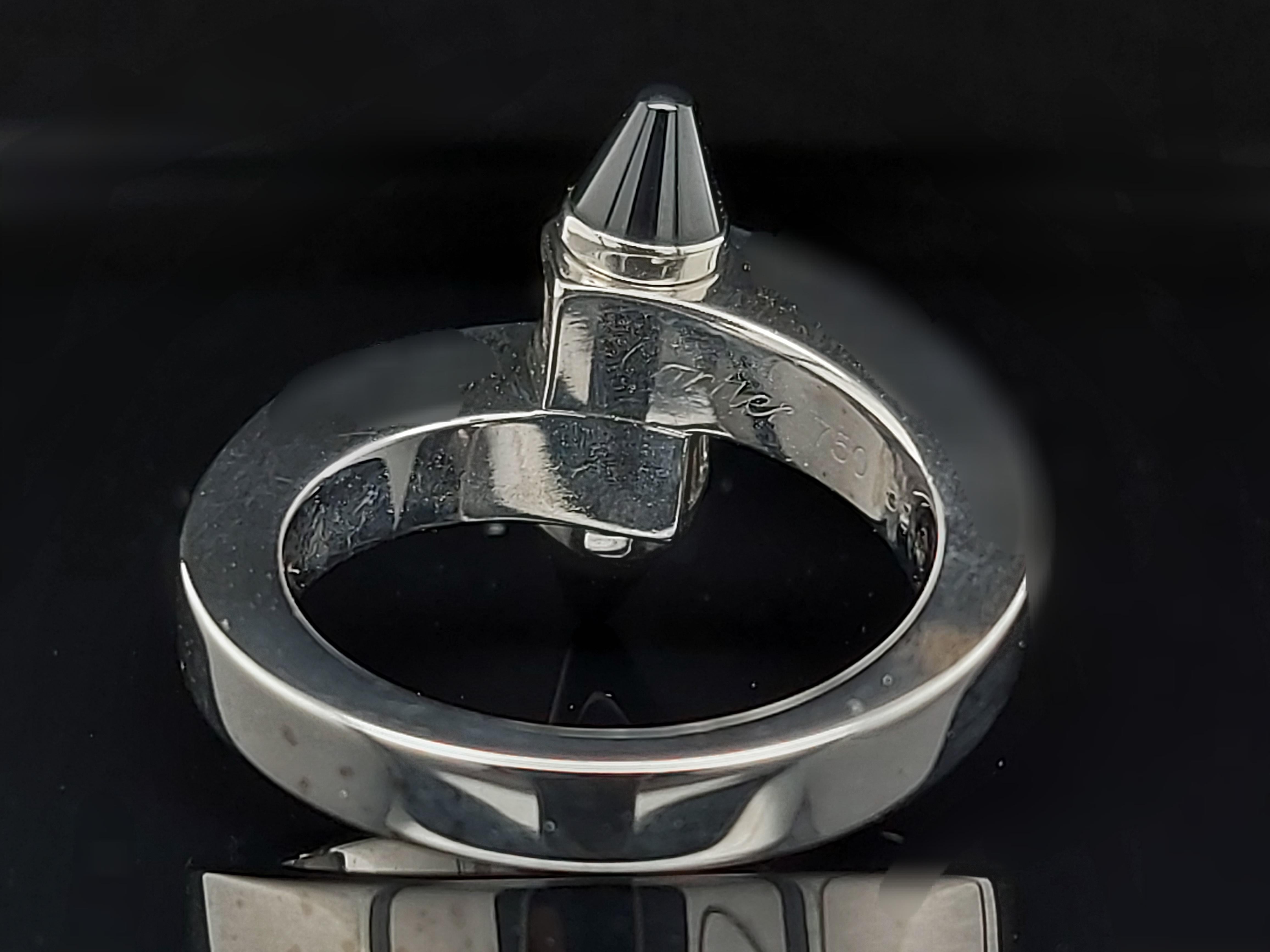 18 Karat White Gold Cartier Menotte Baguette Diamond and Onyx Ring 3