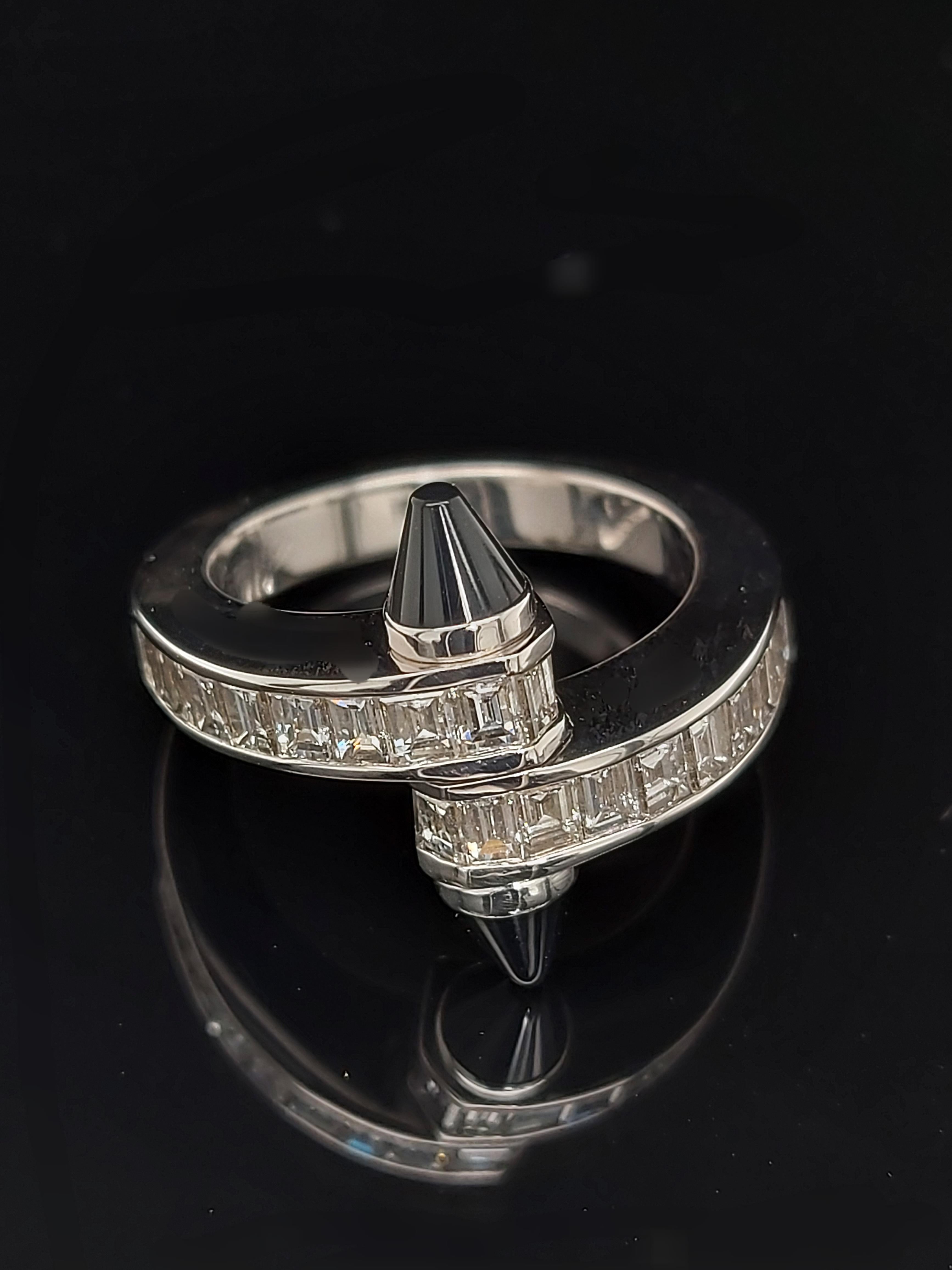 Contemporary 18 Karat White Gold Cartier Menotte Baguette Diamond and Onyx Ring